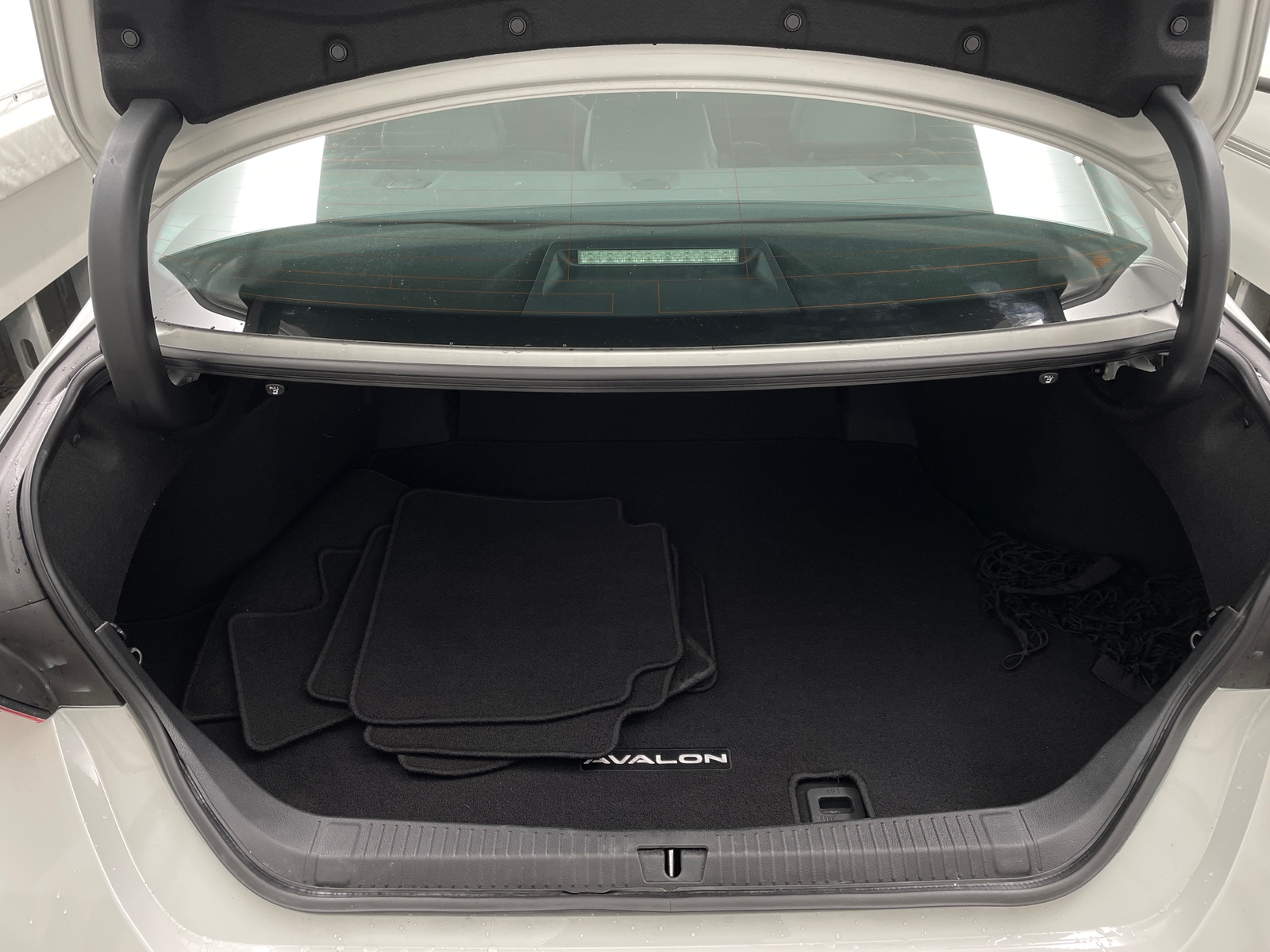 Thumbnail: 2022 Toyota Avalon - 6