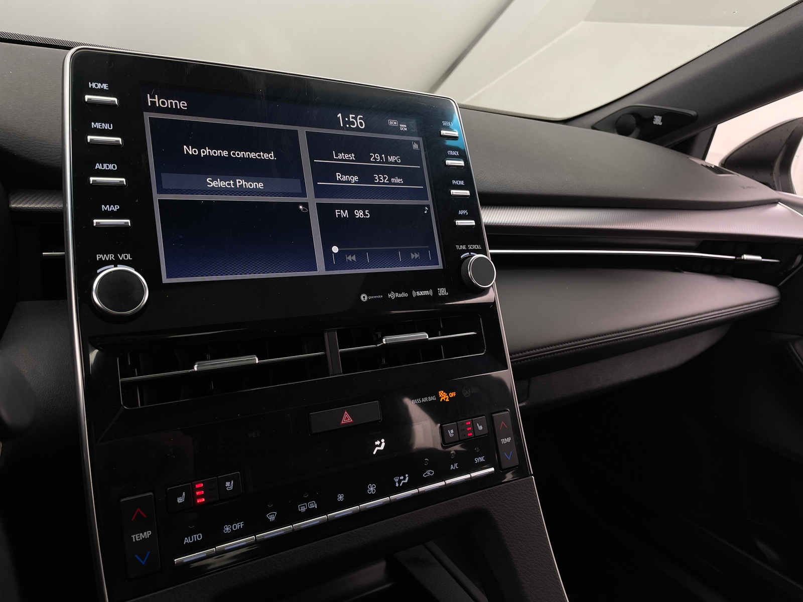 Thumbnail: 2022 Toyota Avalon - 3