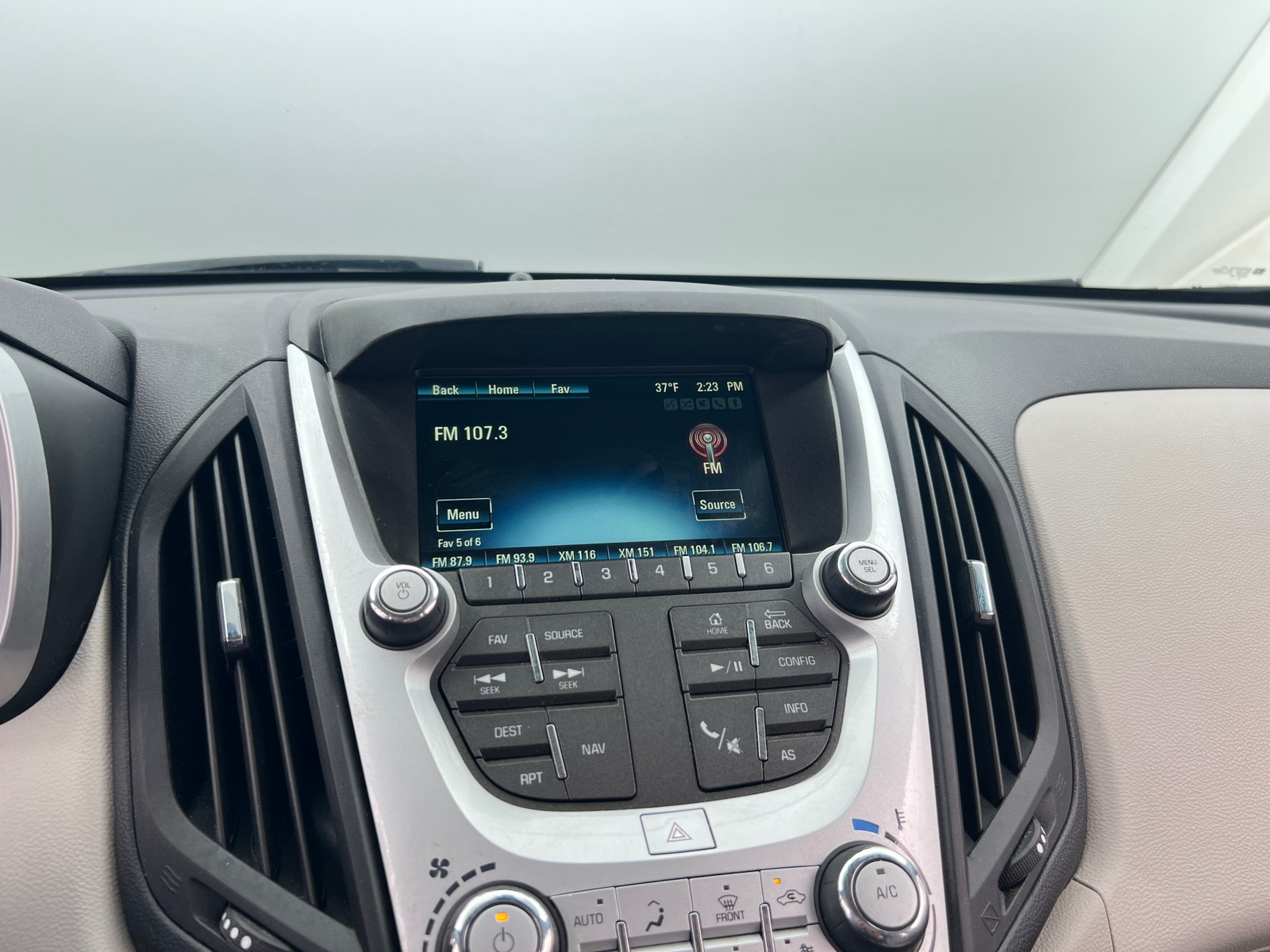 Thumbnail: 2016 Chevrolet Equinox - 3