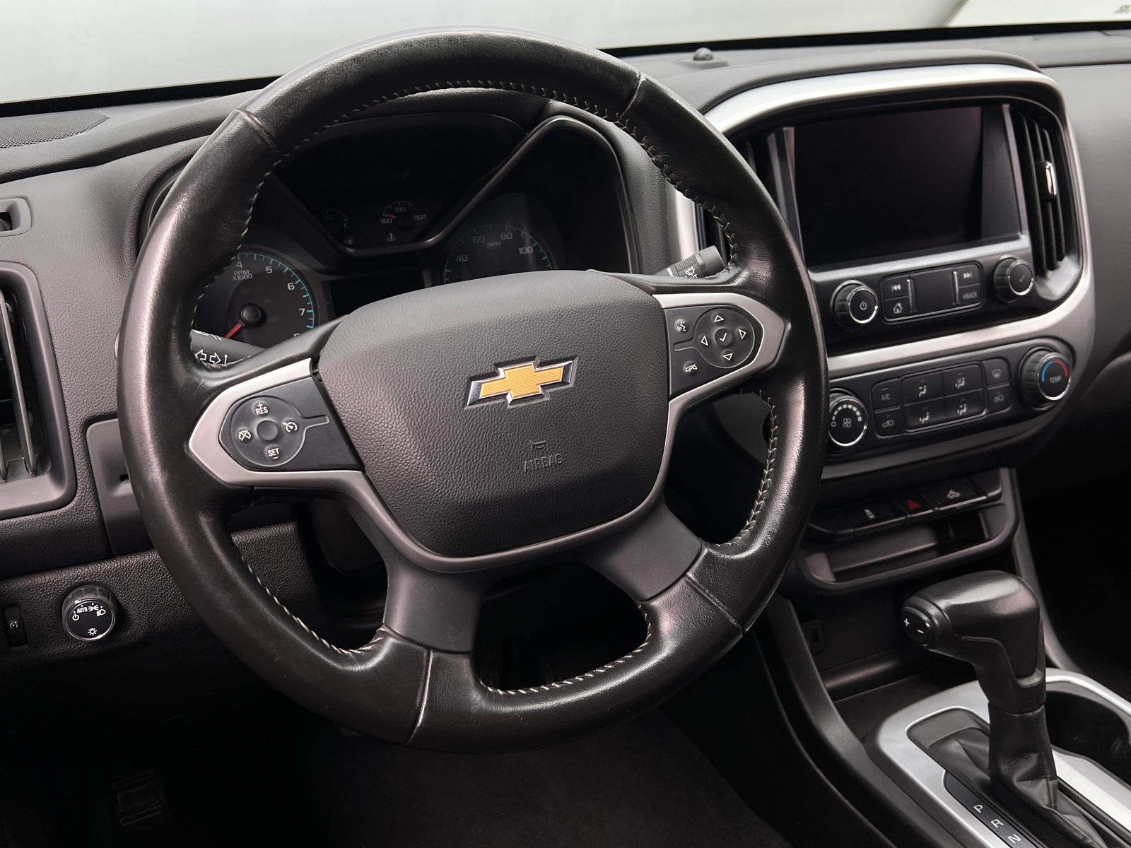 Thumbnail: 2021 Chevrolet Colorado - 5