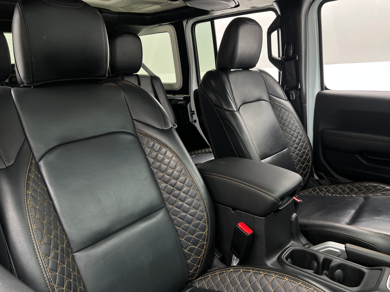 Thumbnail: 2022 Jeep Wrangler - 2