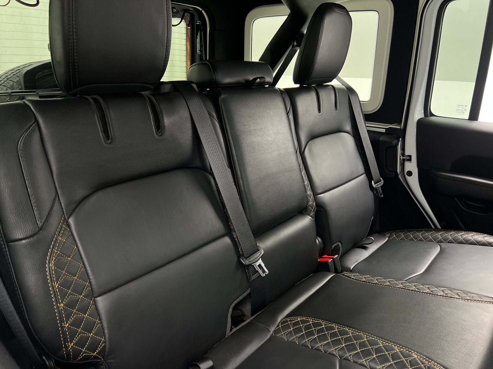 Thumbnail: 2022 Jeep Wrangler - 6