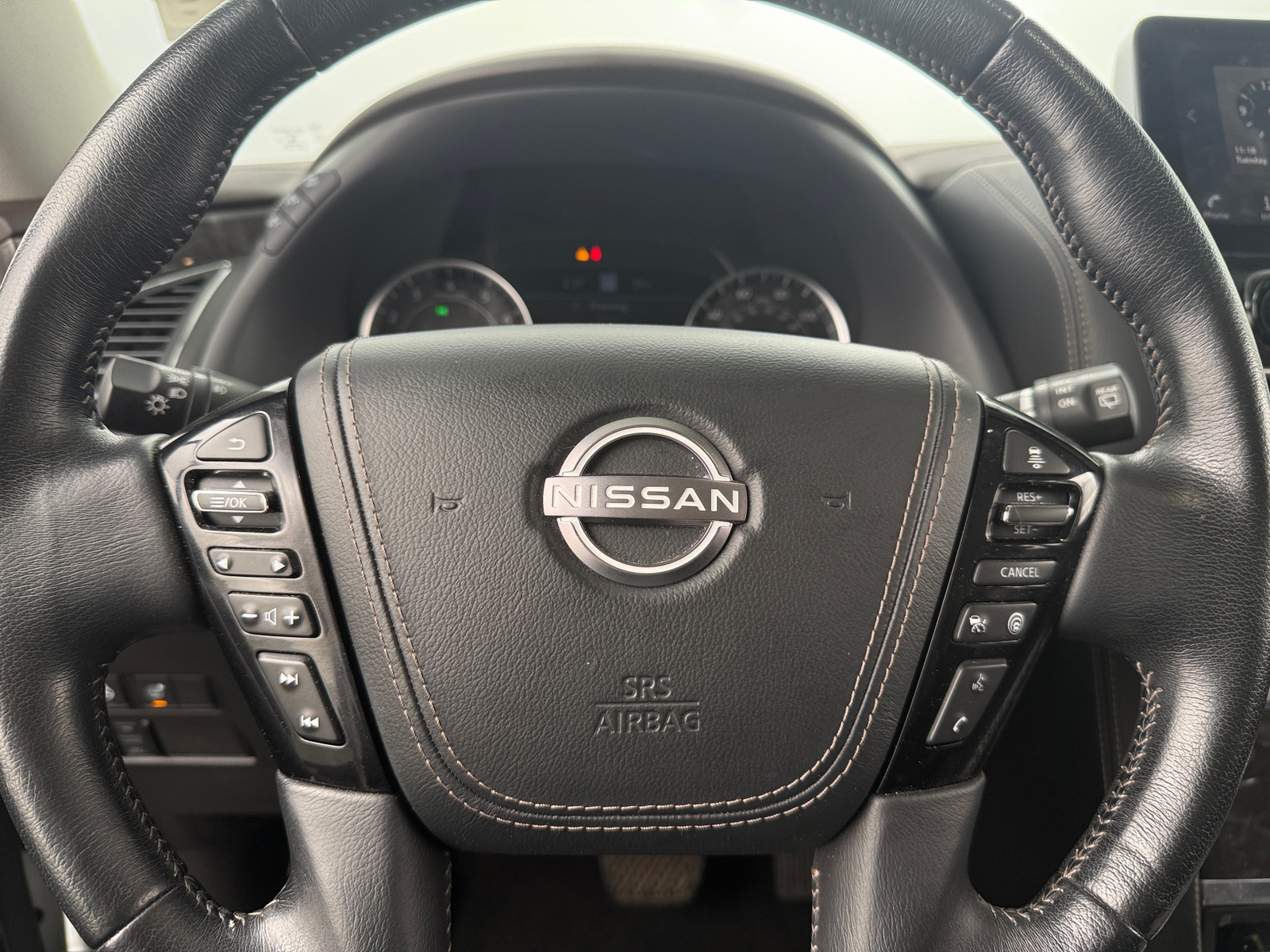 Thumbnail: 2021 Nissan Armada - 4