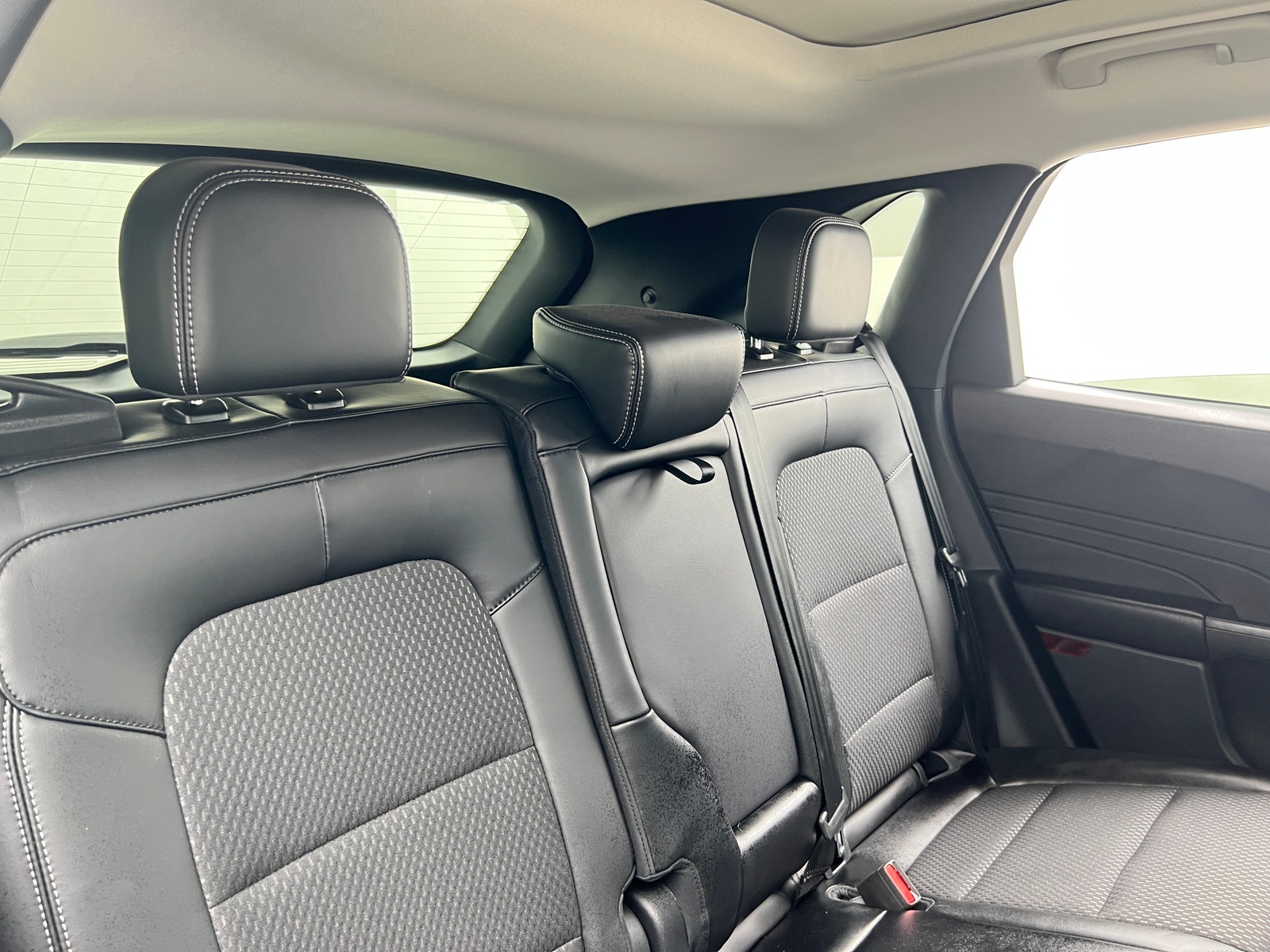 Thumbnail: 2025 Ford Escape - 6