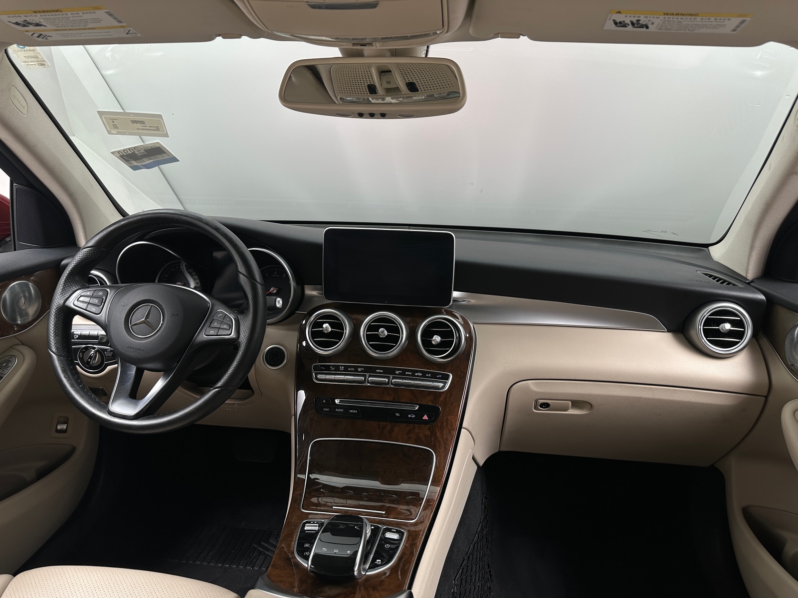 Thumbnail: 2016 Mercedes-Benz GLC - 2