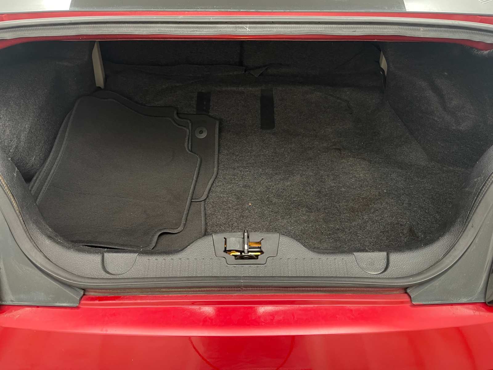 Thumbnail: 2010 Ford Mustang - 5