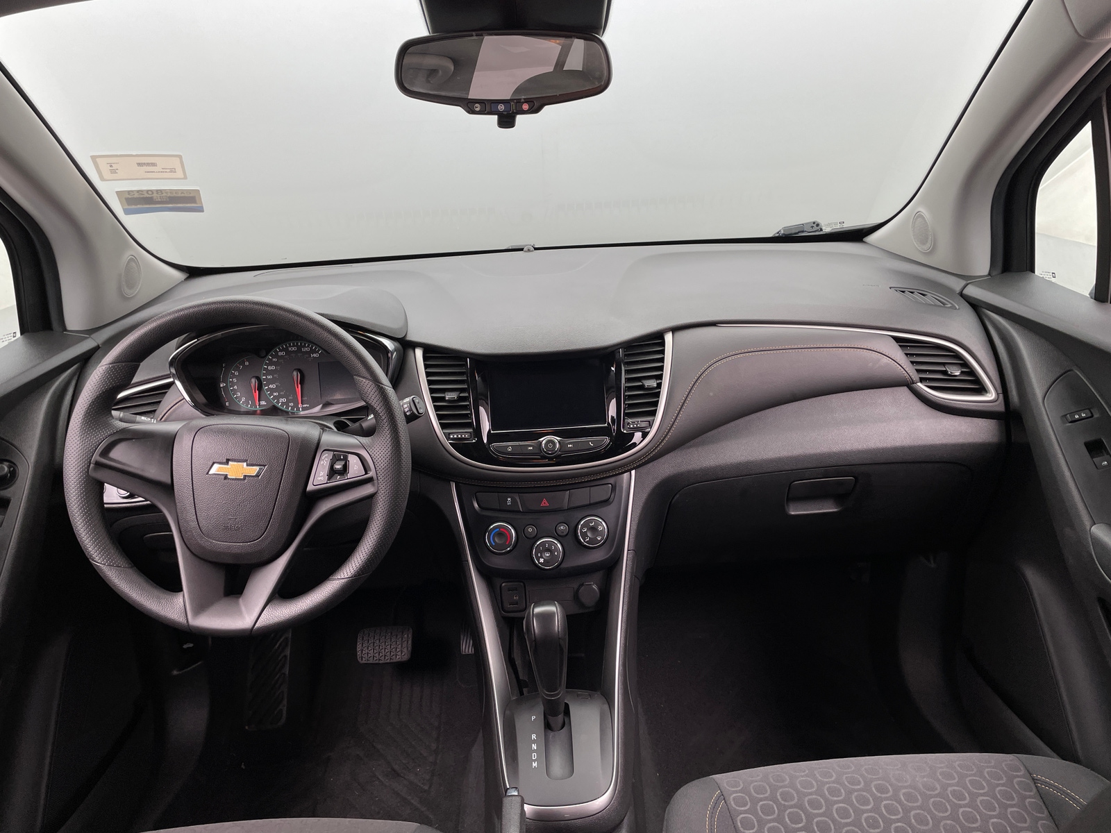 Thumbnail: 2020 Chevrolet Trax - 3