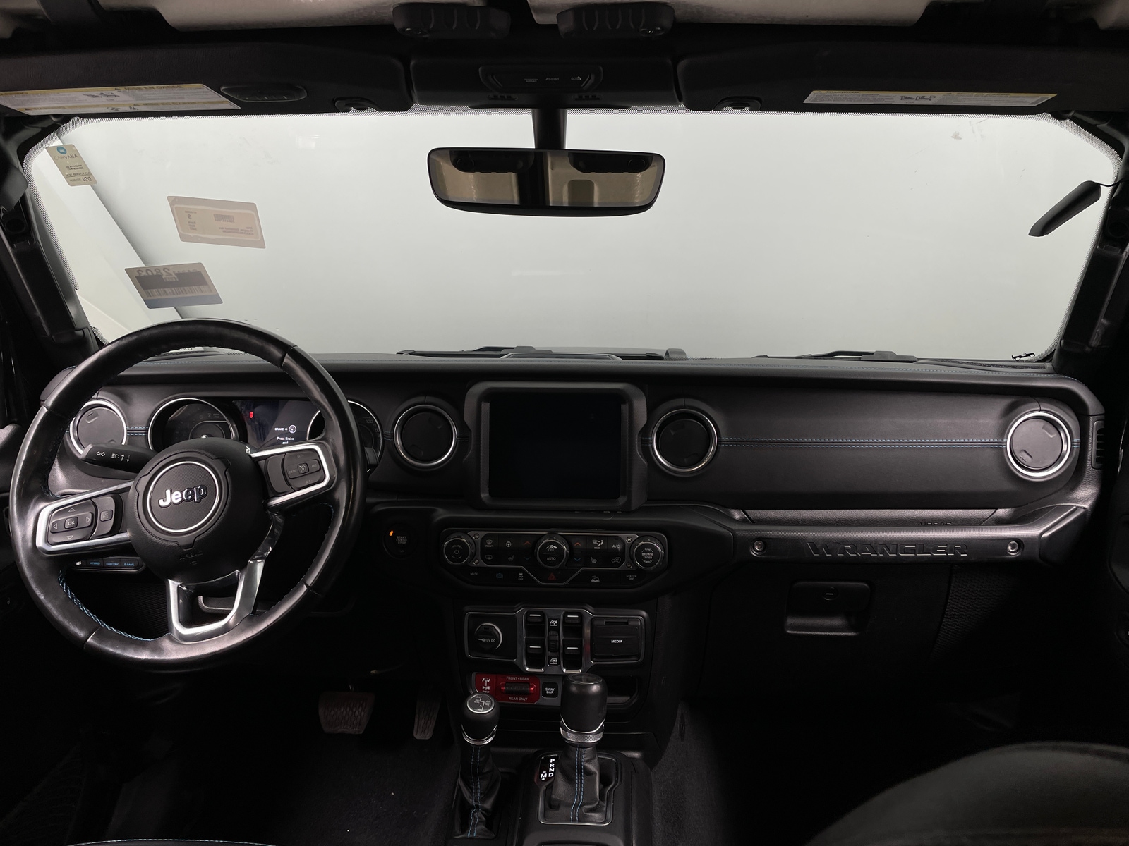 Thumbnail: 2022 Jeep Wrangler - 3