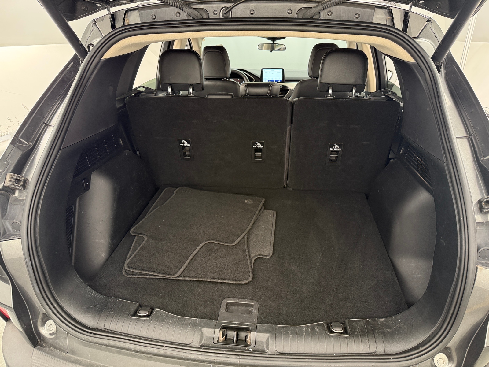 Thumbnail: 2020 Ford Escape - 6