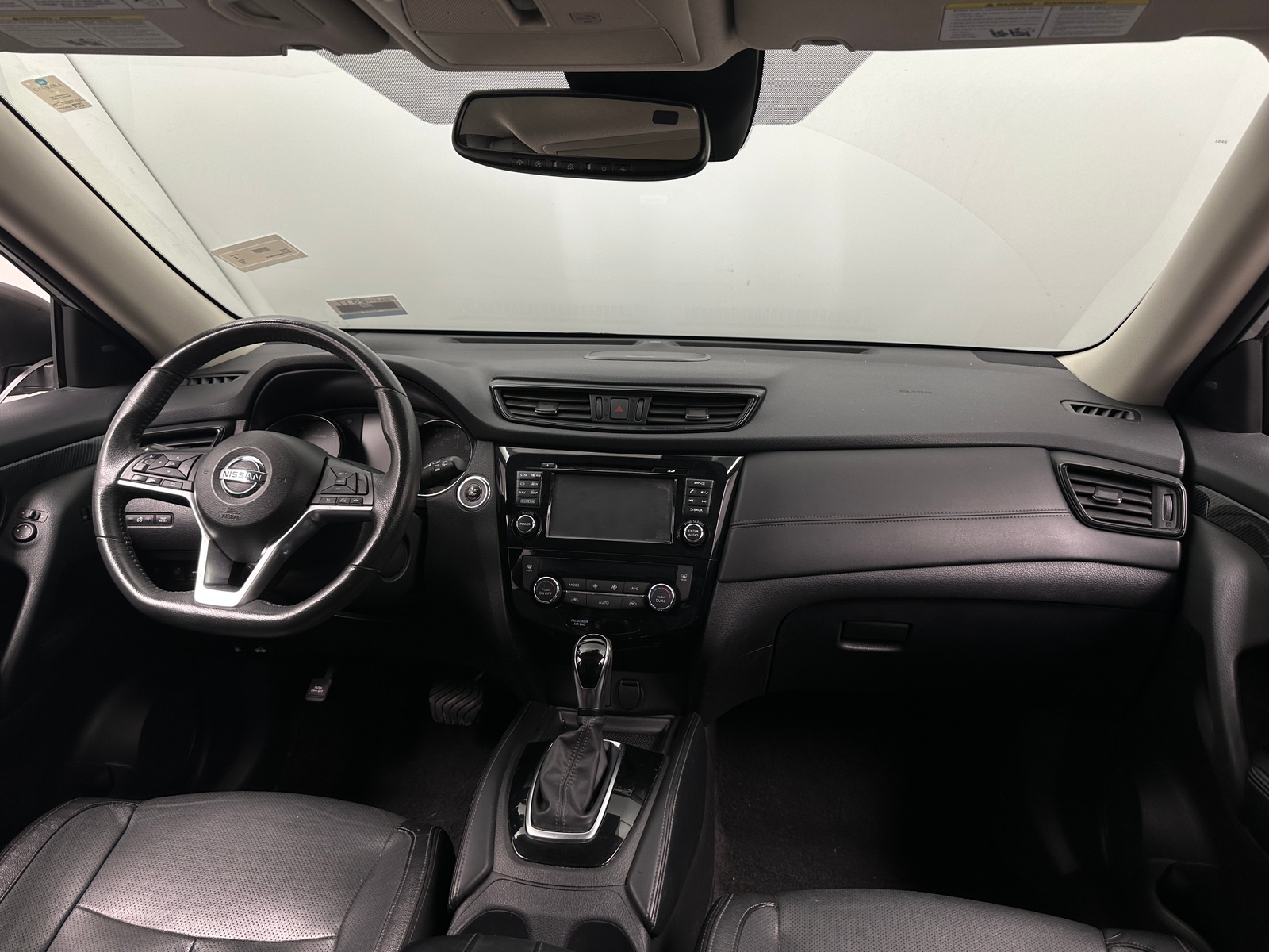 Thumbnail: 2017 Nissan Rogue - 2