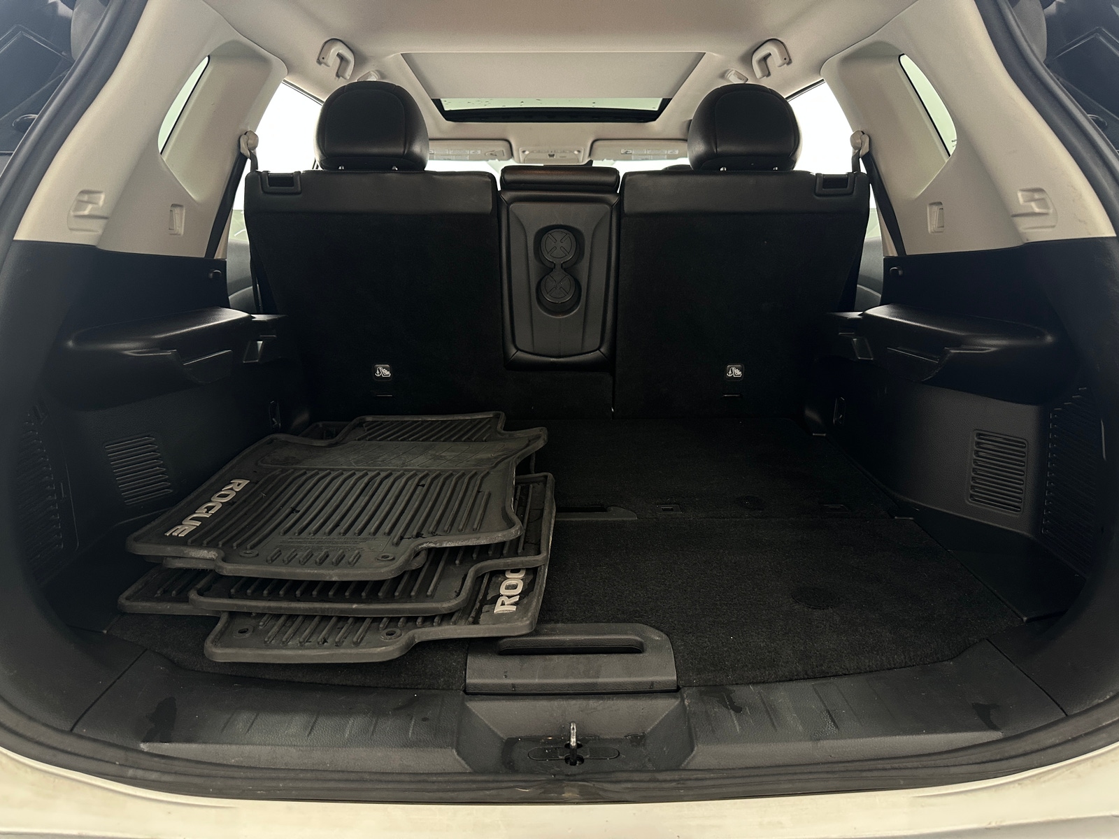 Thumbnail: 2017 Nissan Rogue - 6