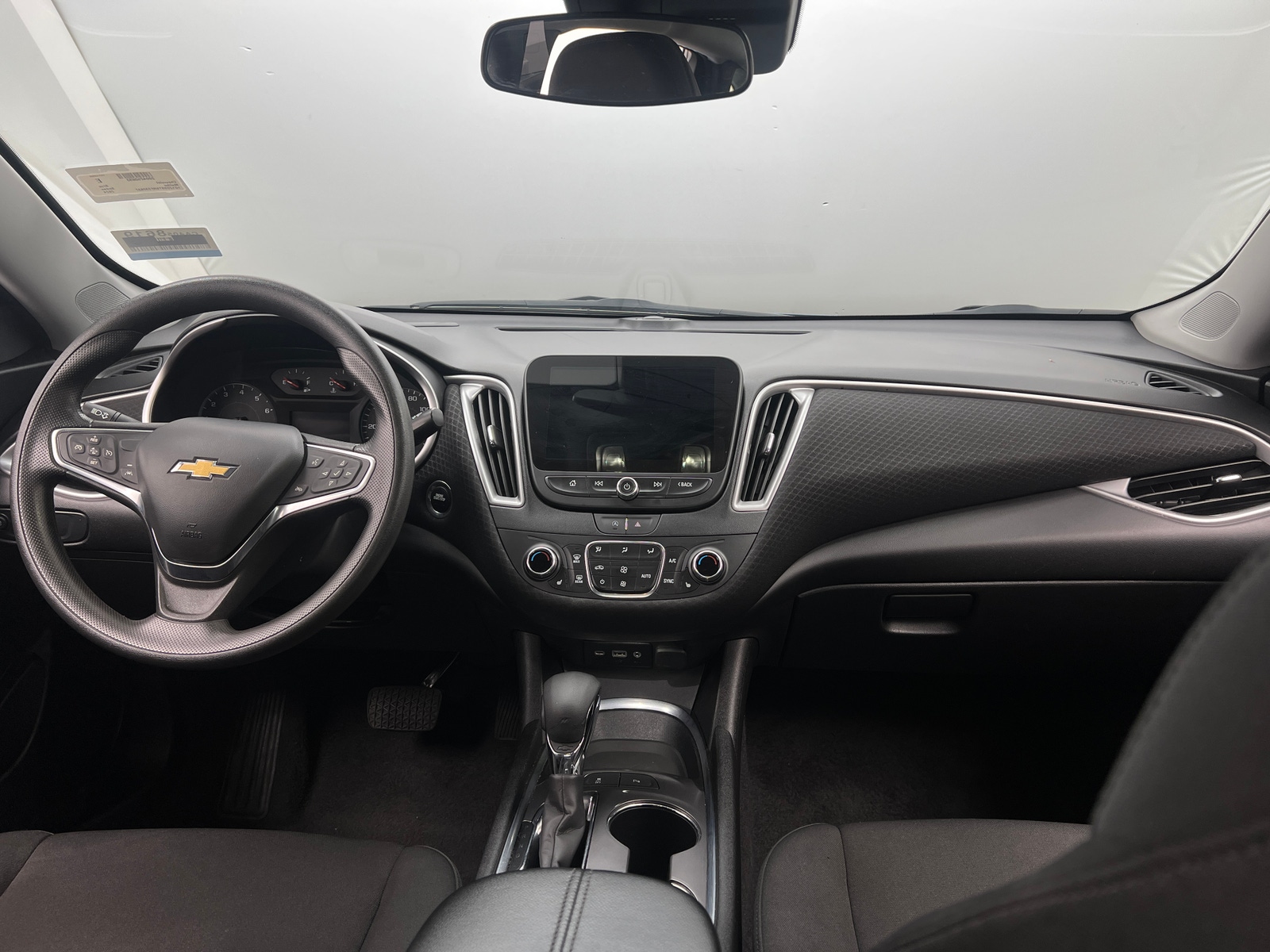 Thumbnail: 2024 Chevrolet Malibu - 3