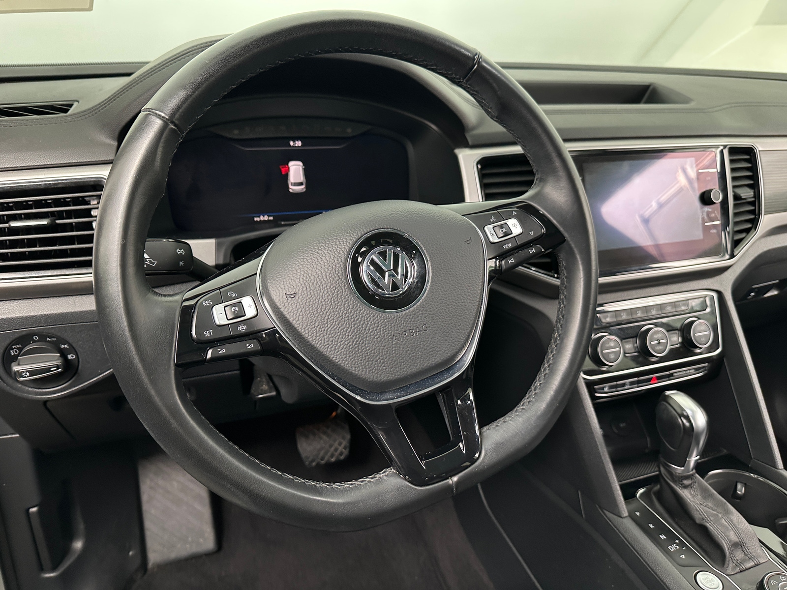 Thumbnail: 2019 Volkswagen Atlas - 4