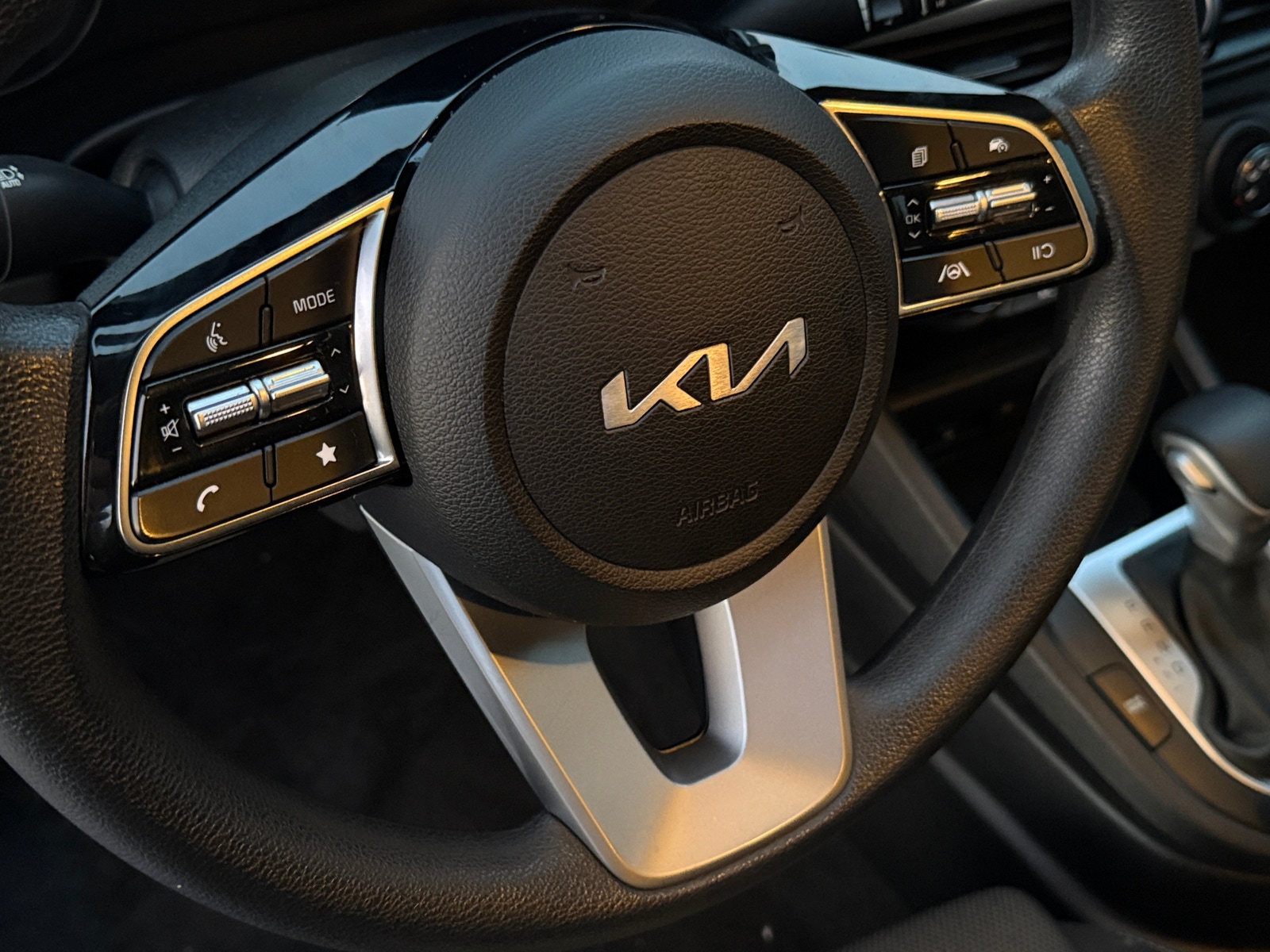 Thumbnail: 2024 Kia Forte - 5