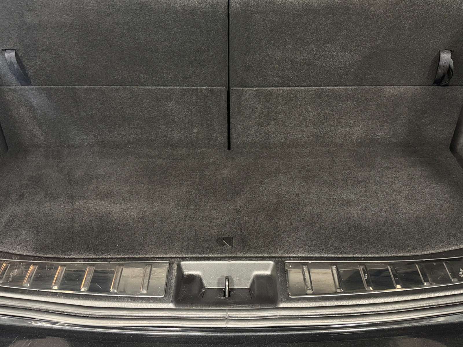 Thumbnail: 2024 Mitsubishi Outlander - 6