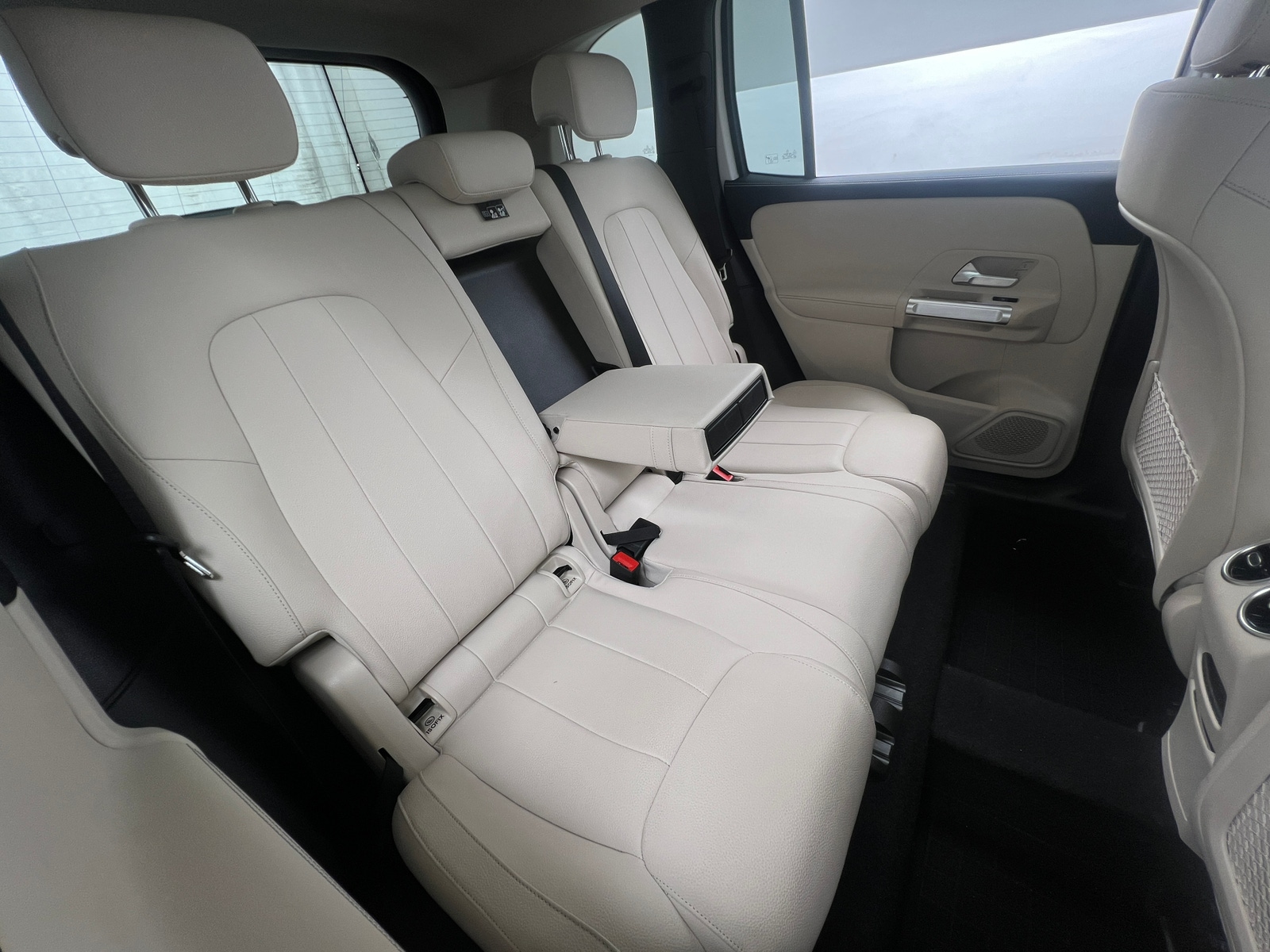 Thumbnail: 2023 Mercedes-Benz GLB - 5