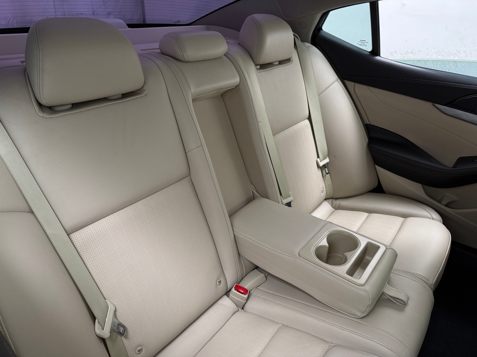 Thumbnail: 2017 Nissan Maxima - 5