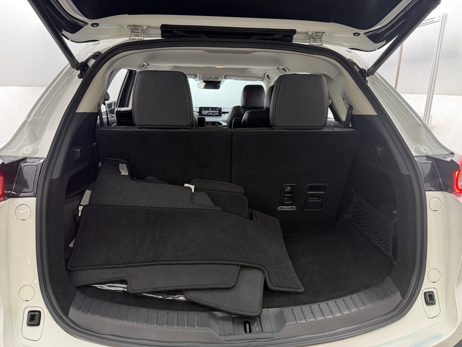 Thumbnail: 2022 Mazda CX-9 - 6