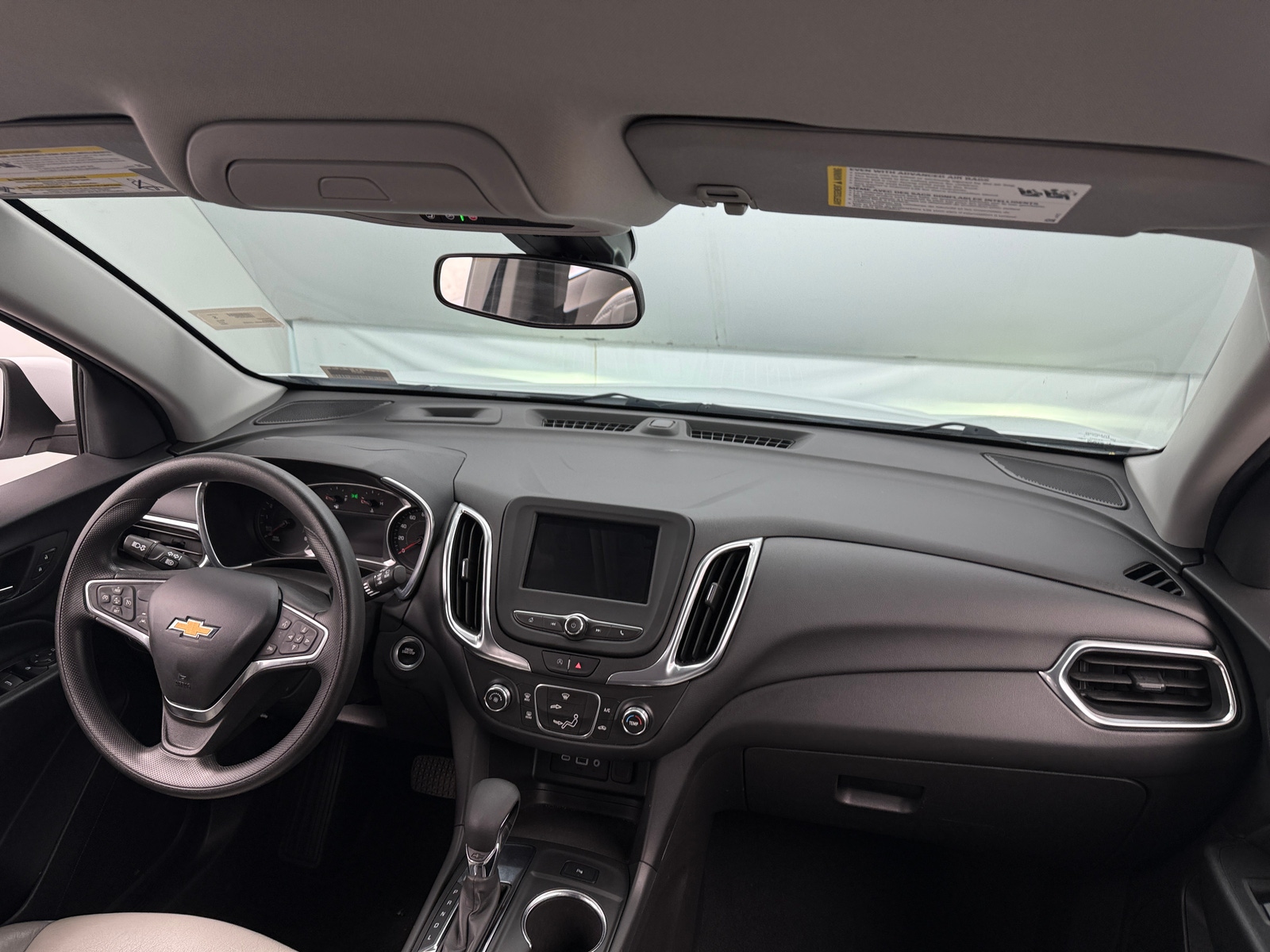 Thumbnail: 2022 Chevrolet Equinox - 3