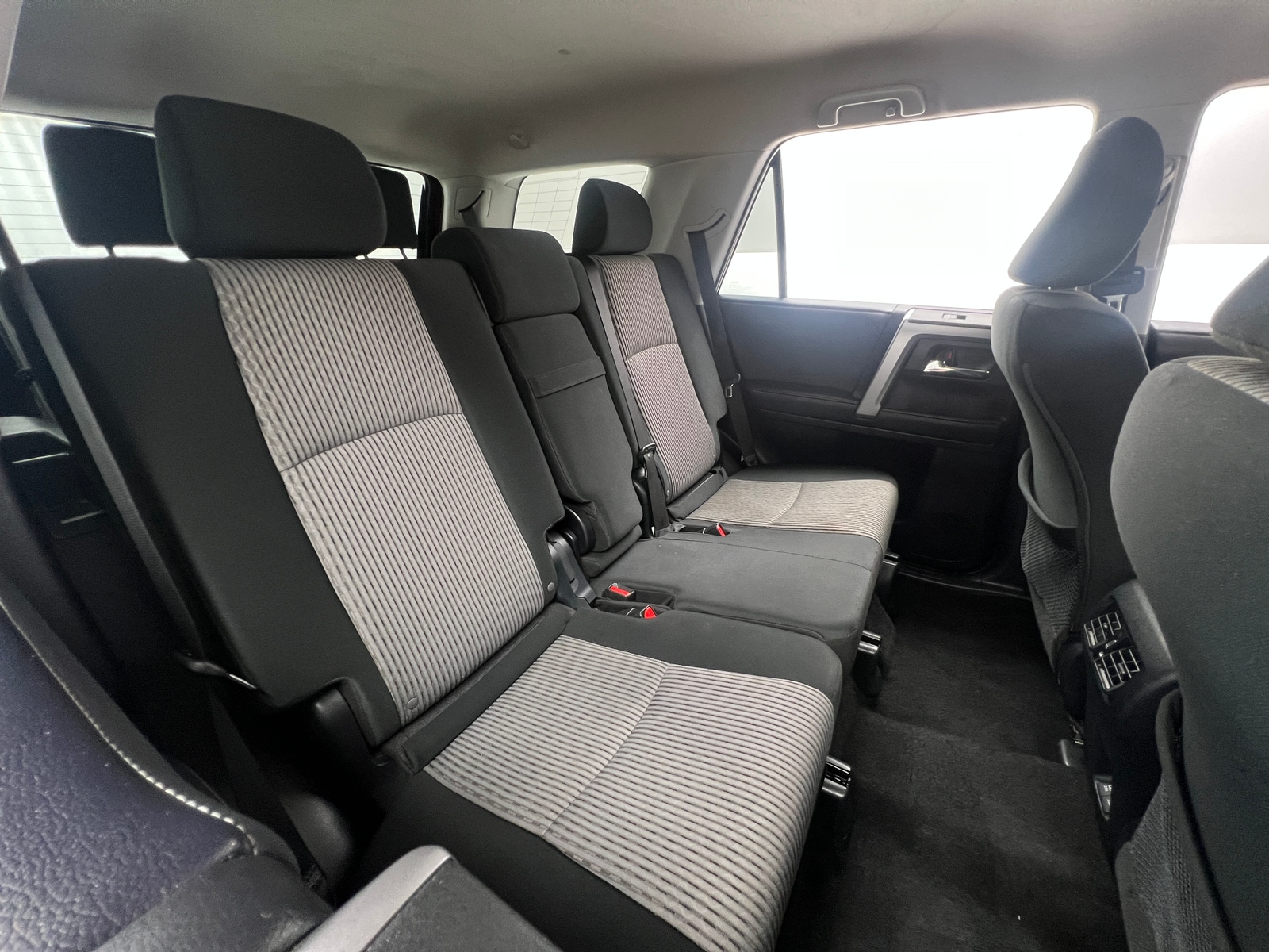 Thumbnail: 2022 Toyota 4Runner - 6