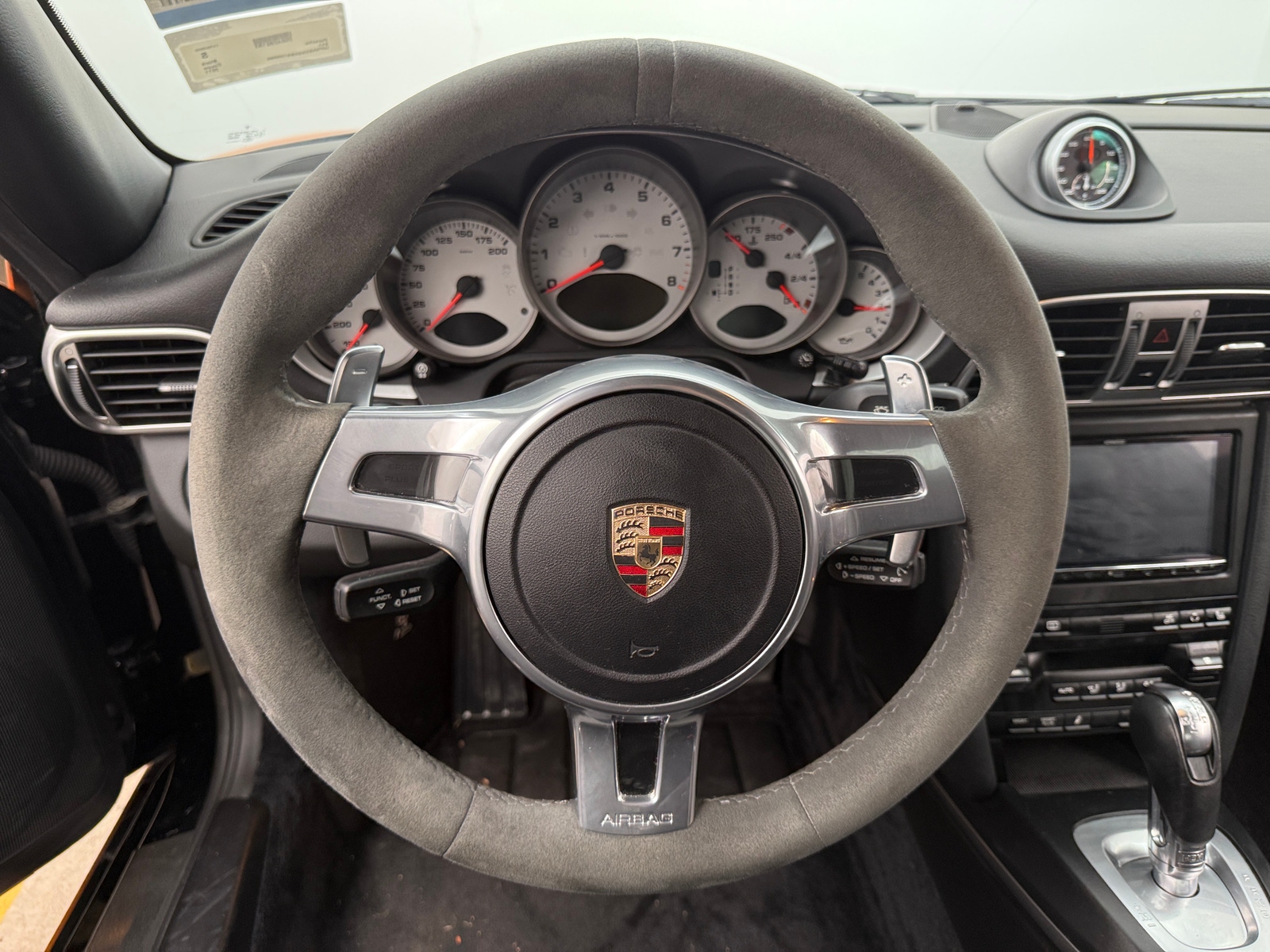 Thumbnail: 2011 Porsche 911 - 4