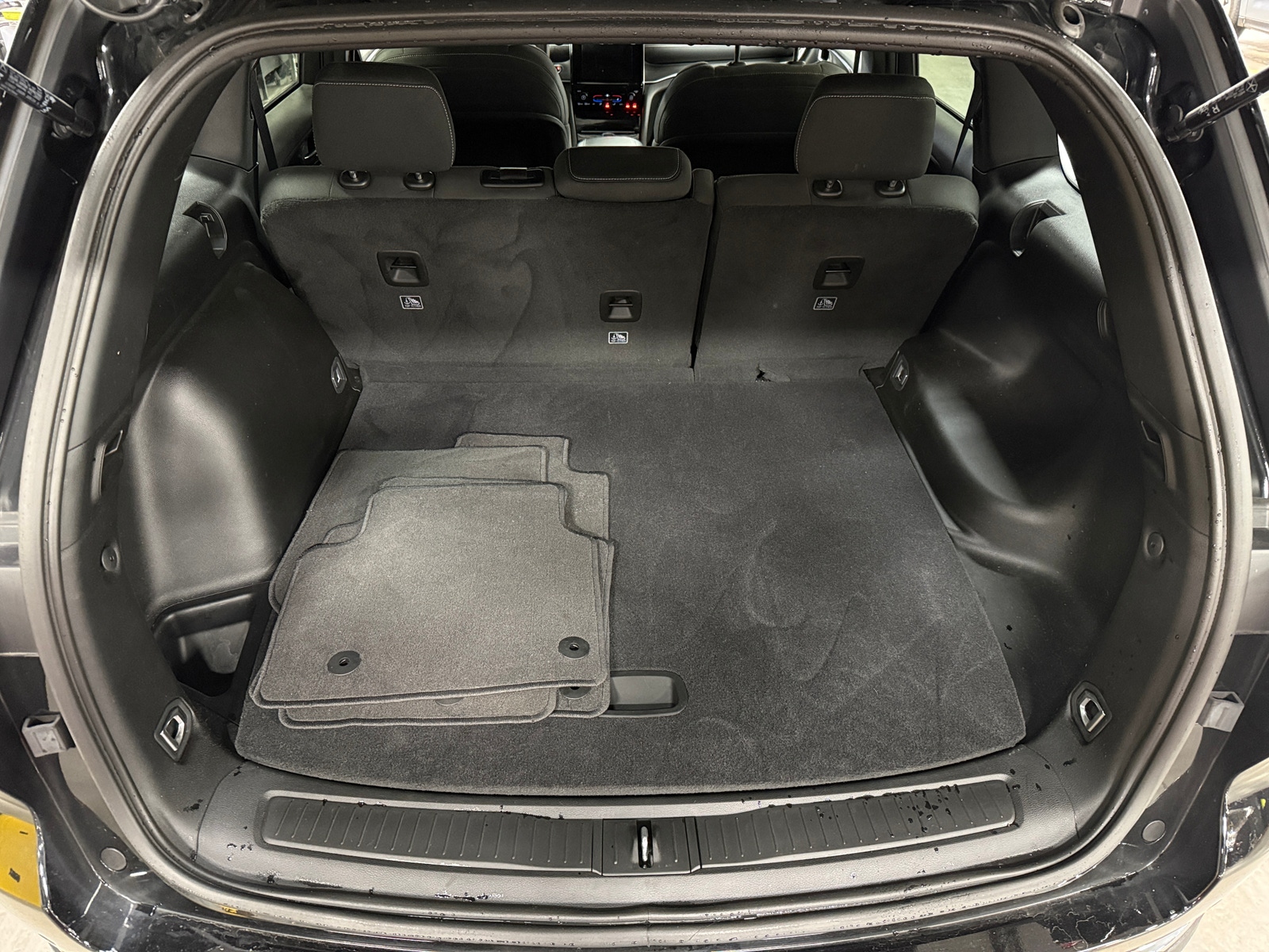 Thumbnail: 2025 Jeep Grand Cherokee - 7