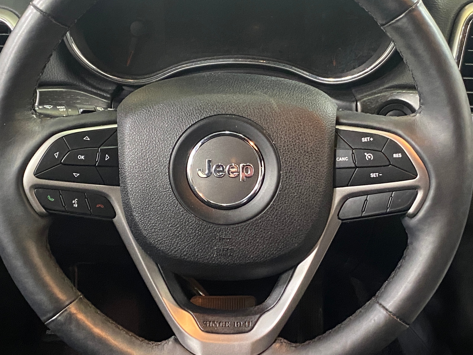 Thumbnail: 2018 Jeep Grand Cherokee - 4