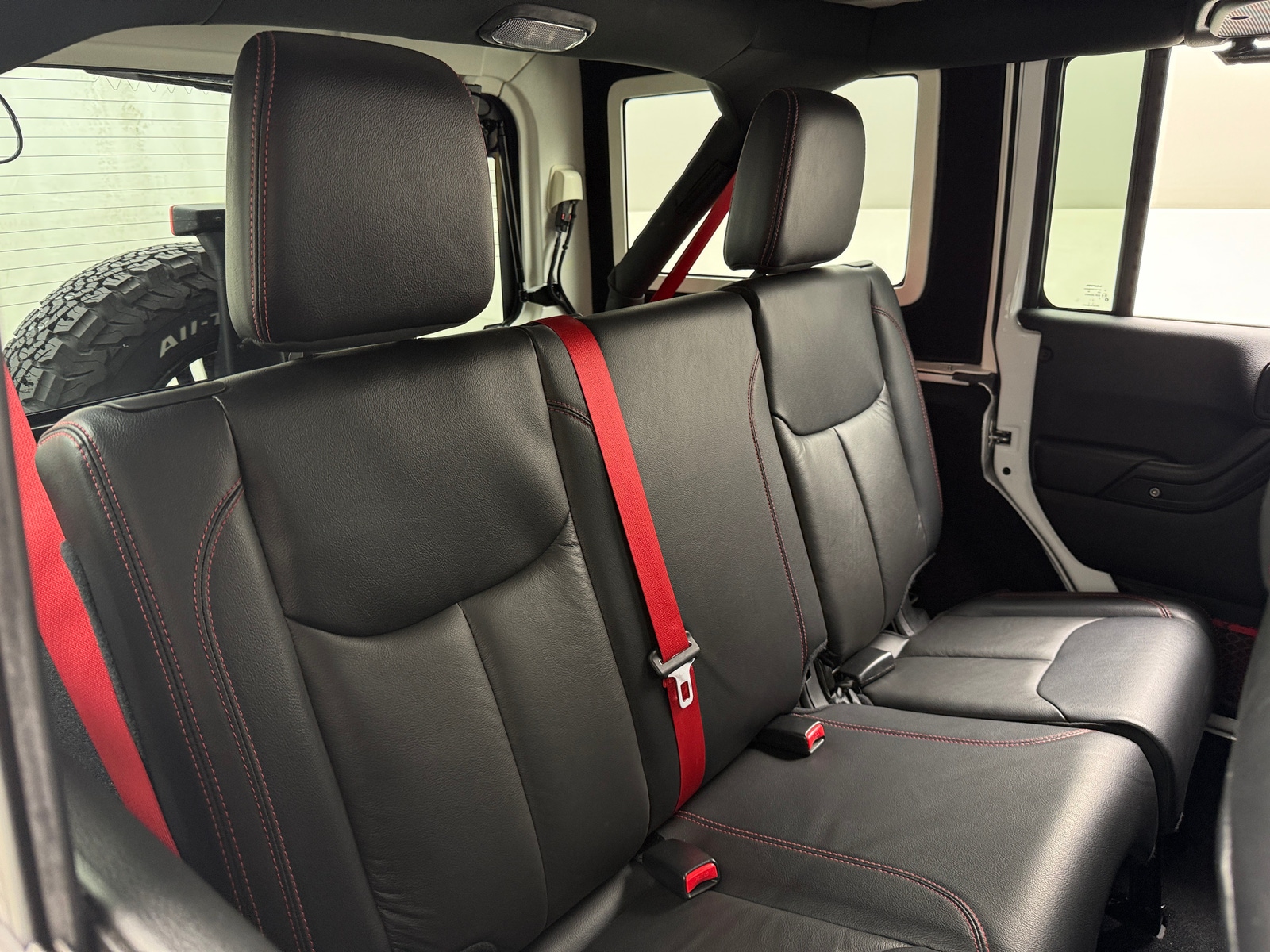 Thumbnail: 2018 Jeep Wrangler - 5