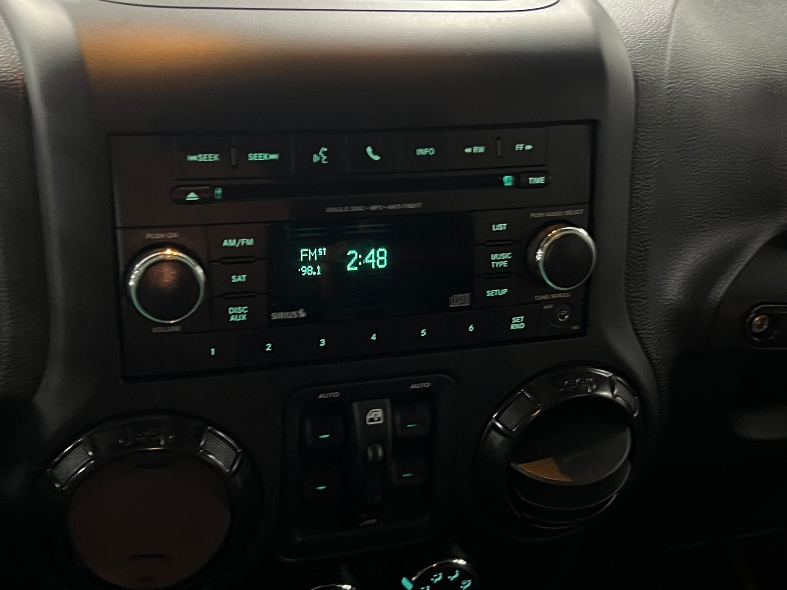 Thumbnail: 2018 Jeep Wrangler - 3