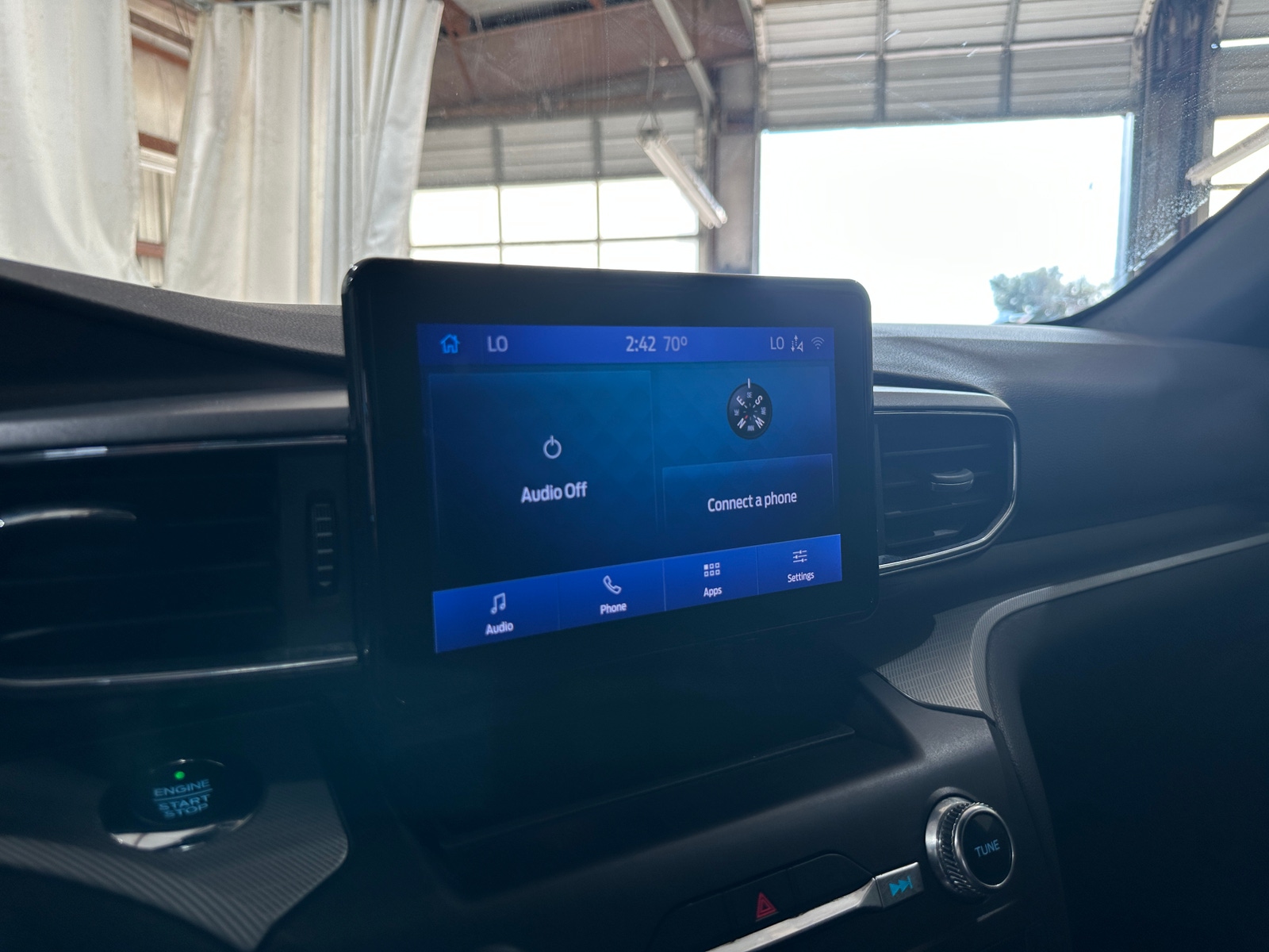 Thumbnail: 2020 Ford Explorer - 4