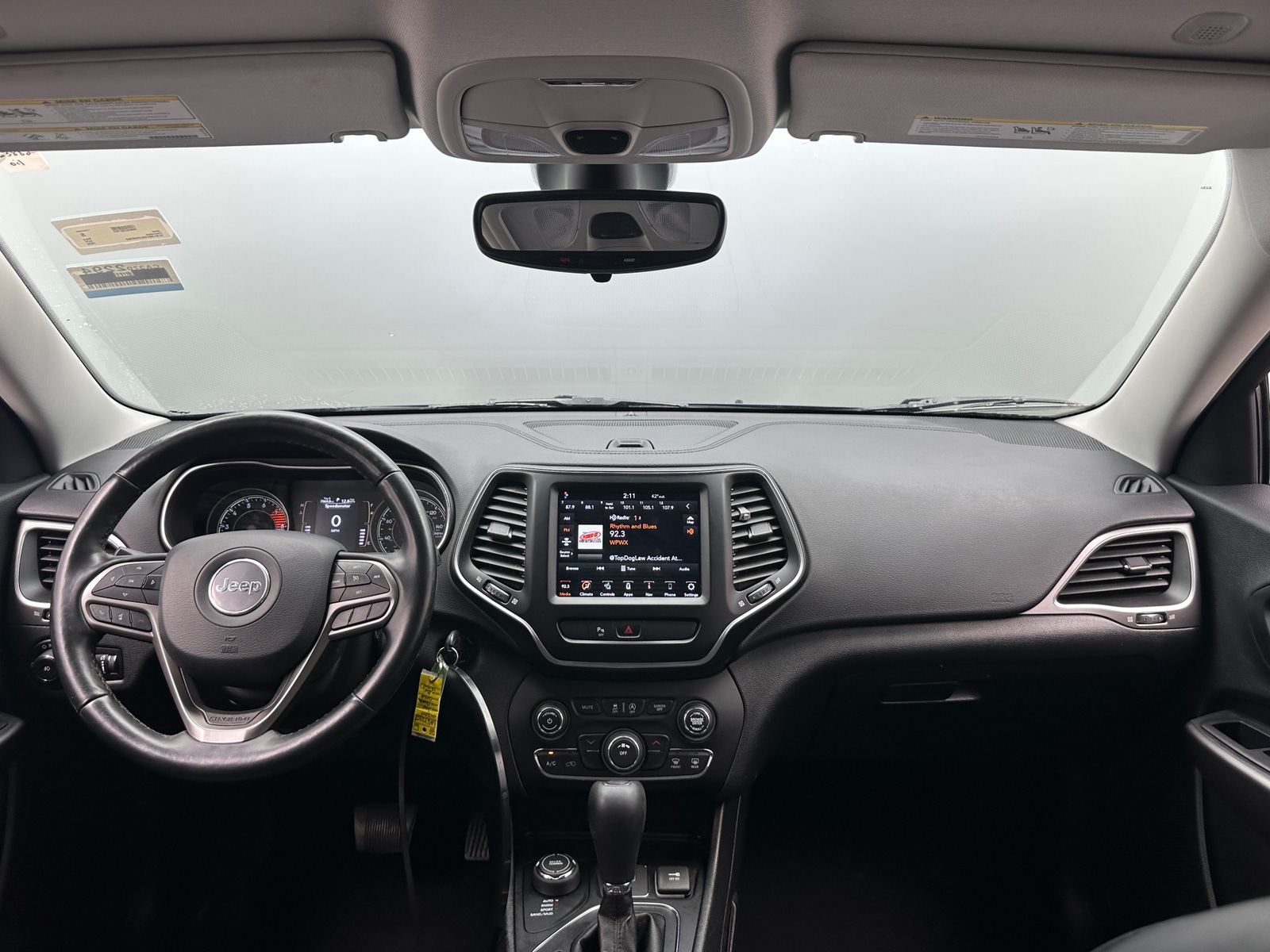 Thumbnail: 2020 Jeep Cherokee - 3