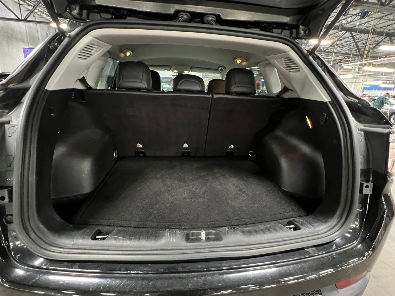 Thumbnail: 2018 Jeep Compass - 6