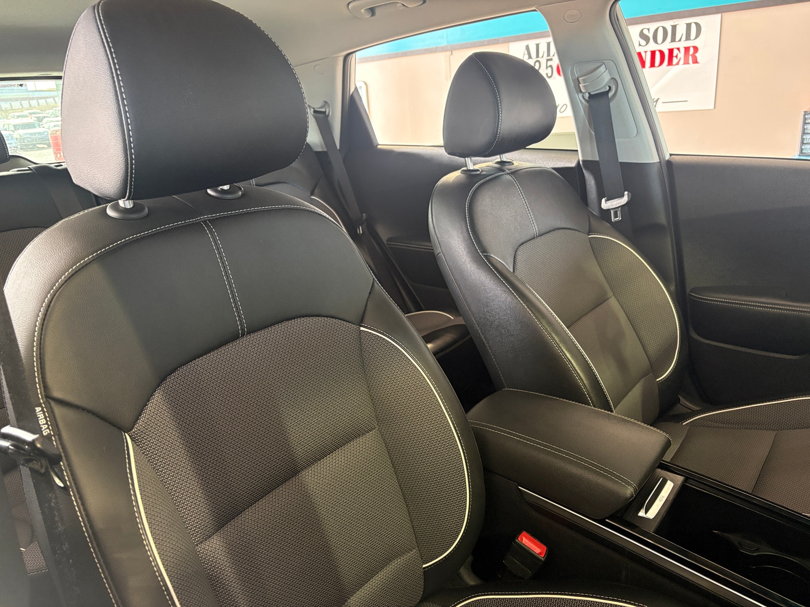 Thumbnail: 2021 Kia Niro - 2