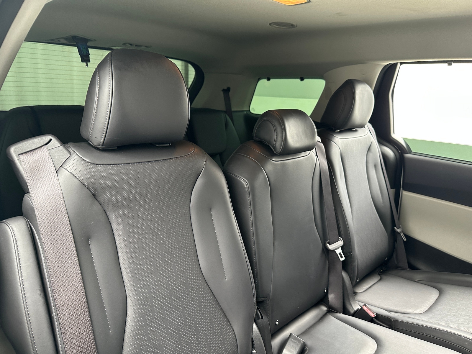 Thumbnail: 2023 Kia Carnival - 5