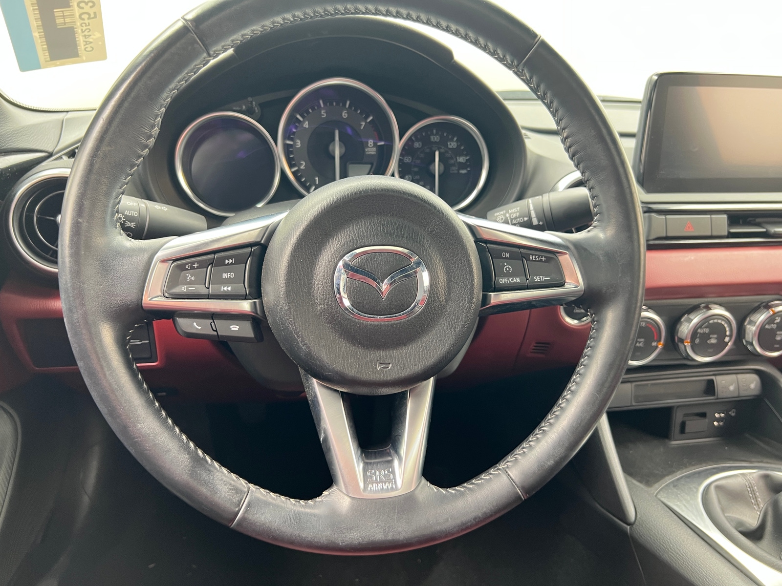 Thumbnail: 2020 Mazda MX-5 Miata - 3