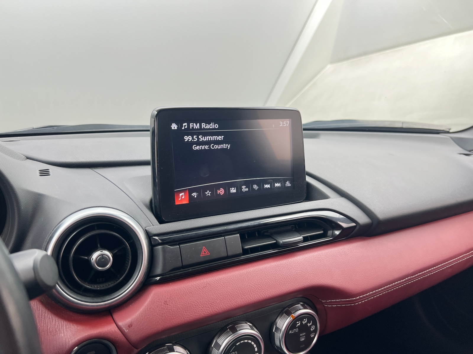 Thumbnail: 2020 Mazda MX-5 Miata - 2