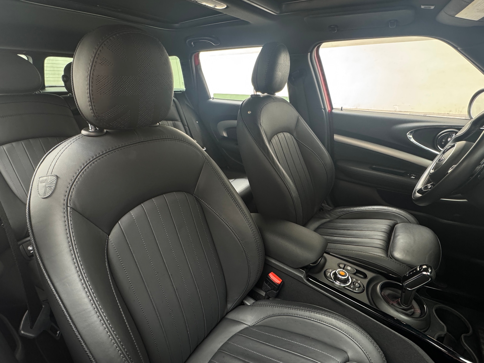 Thumbnail: 2021 MINI Cooper Clubman - 2