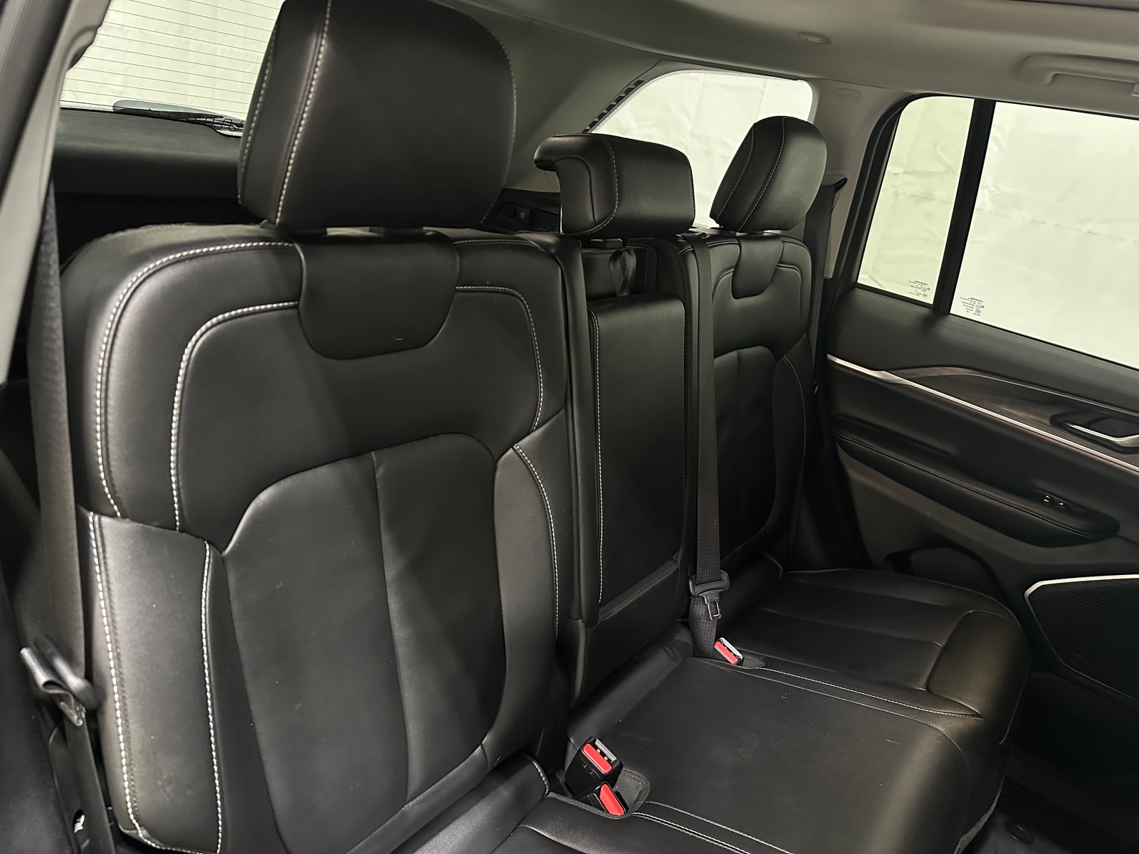 Thumbnail: 2022 Jeep Grand Cherokee - 5