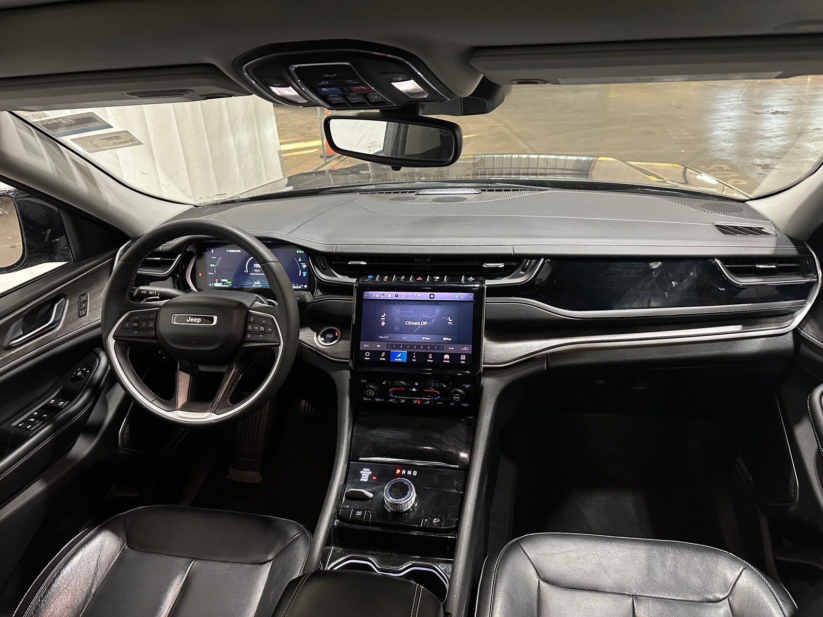 Thumbnail: 2022 Jeep Grand Cherokee - 2