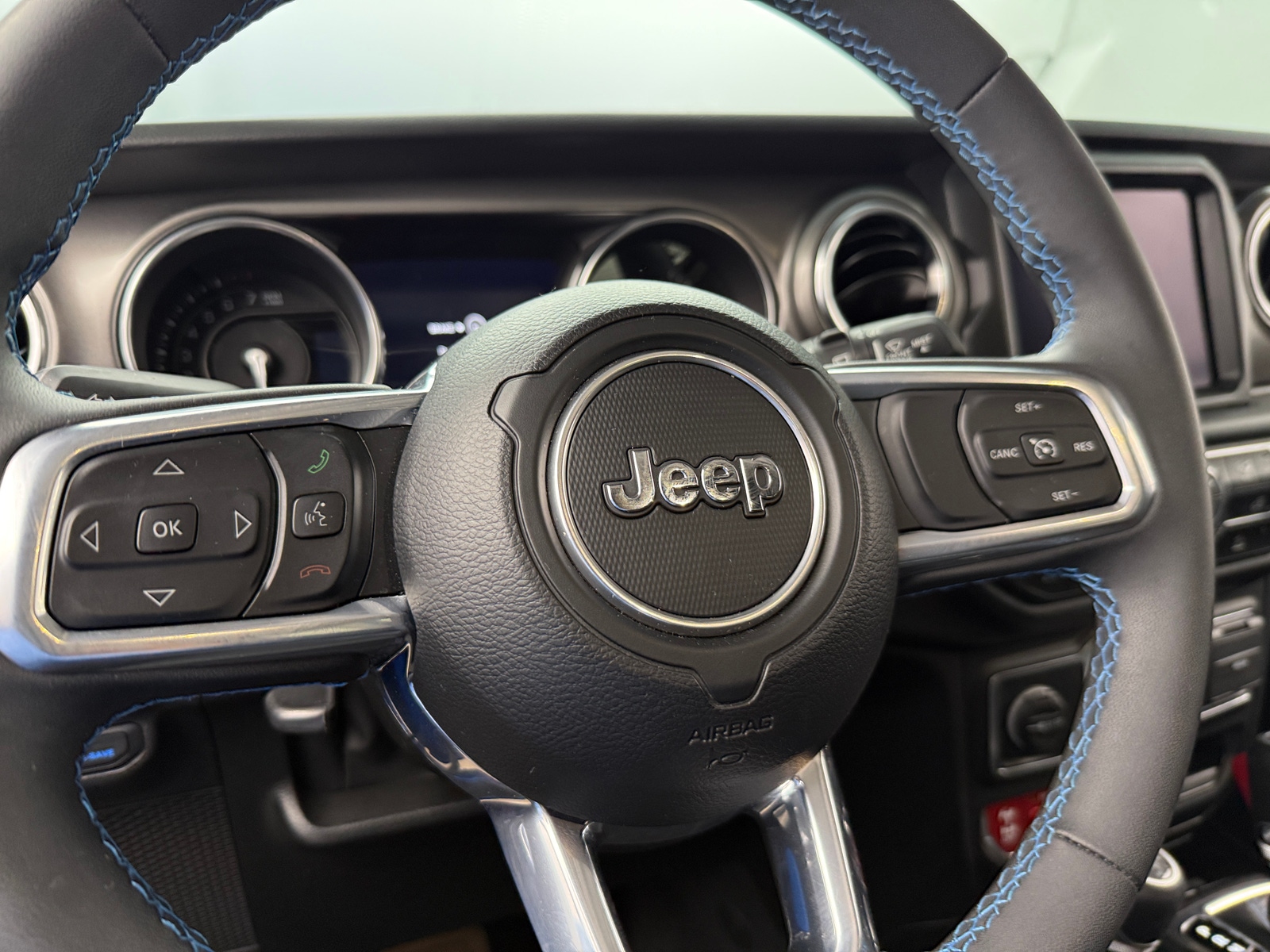 Thumbnail: 2023 Jeep Wrangler - 5