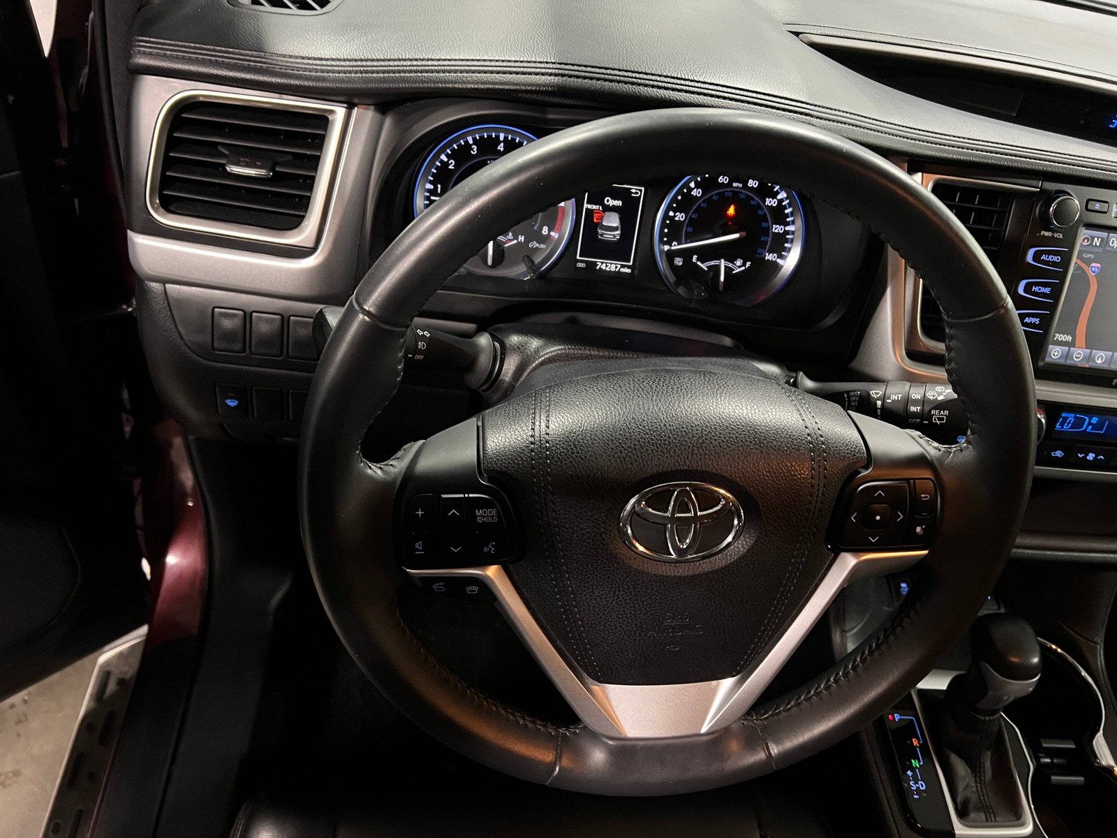 Thumbnail: 2016 Toyota Highlander - 4