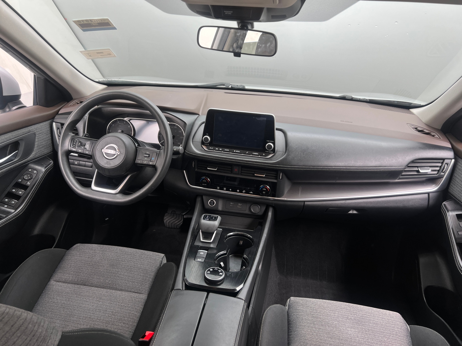 Thumbnail: 2023 Nissan Rogue - 3