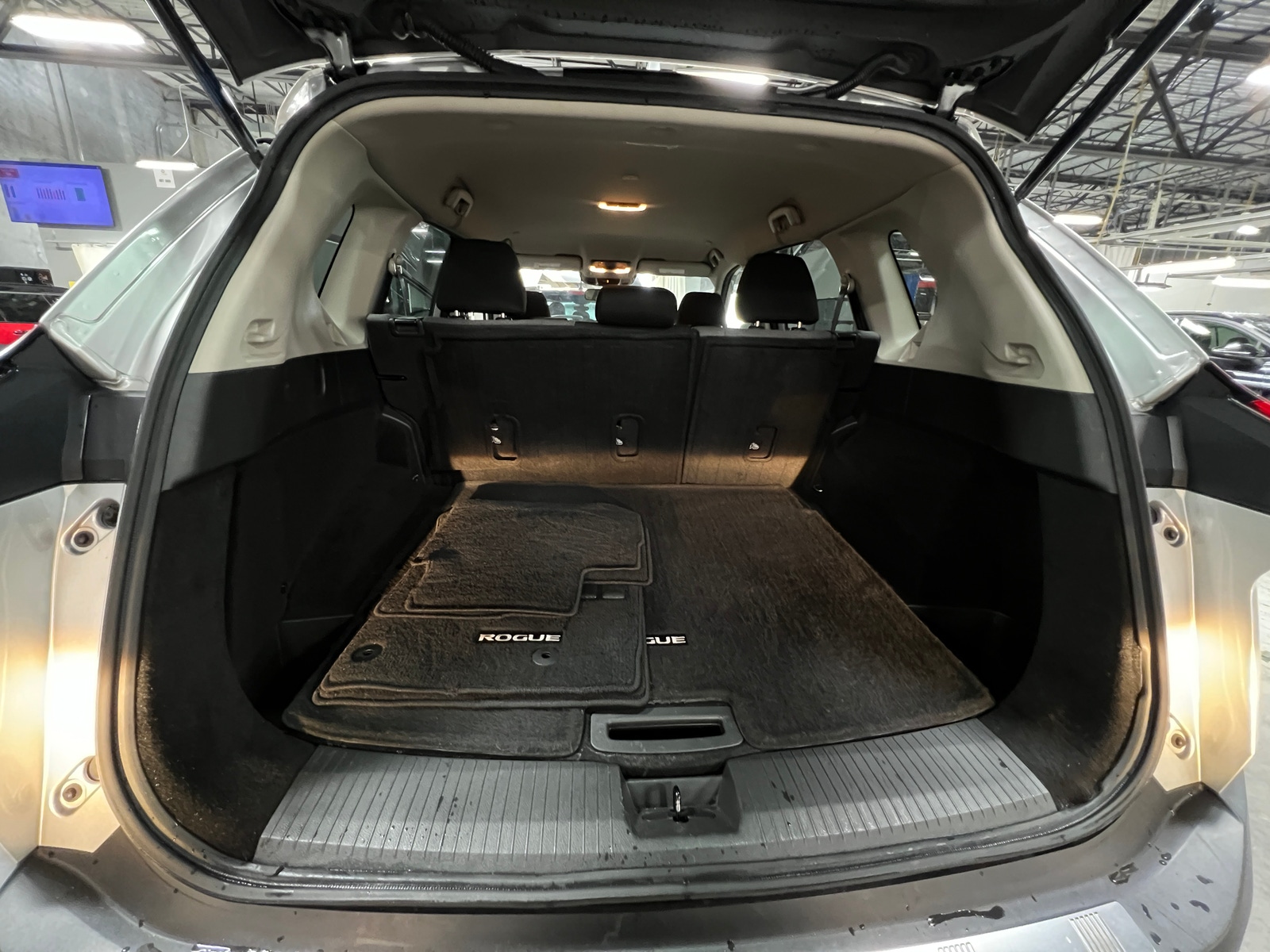 Thumbnail: 2023 Nissan Rogue - 7