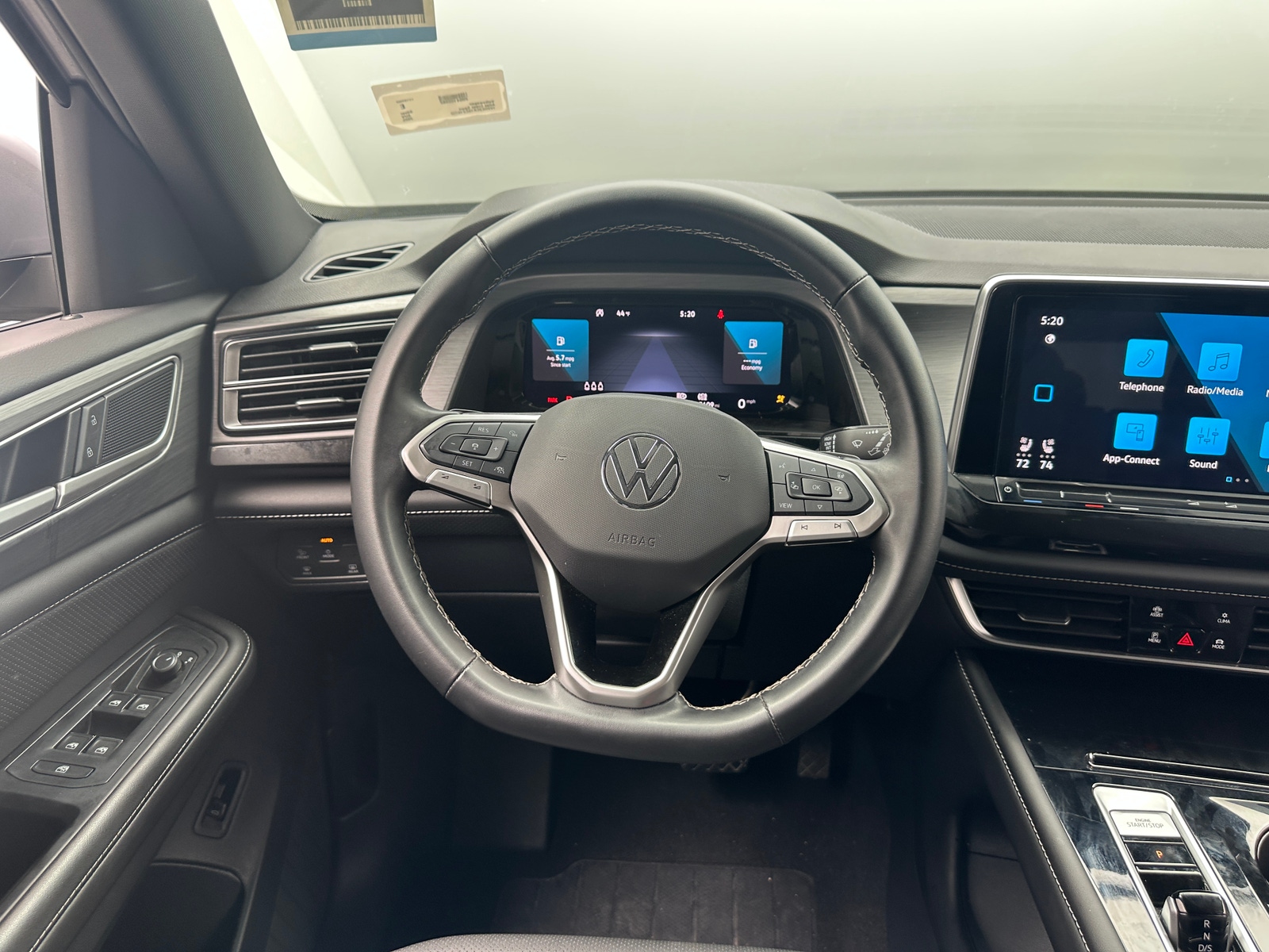 Thumbnail: 2025 Volkswagen Atlas - 4