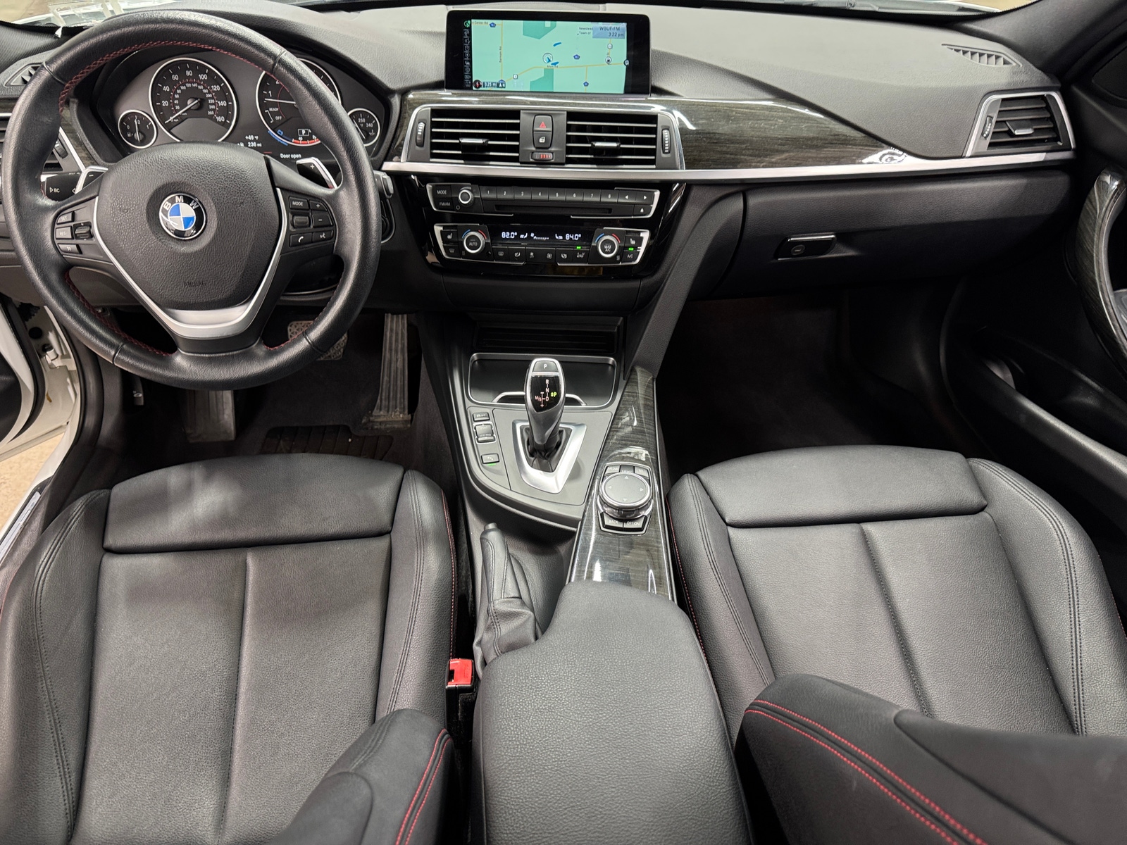 Thumbnail: 2016 BMW 3 Series - 2