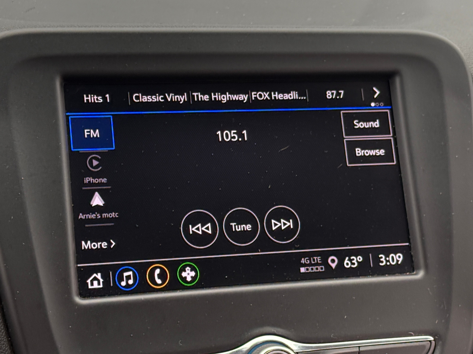 Thumbnail: 2024 Chevrolet Equinox - 4