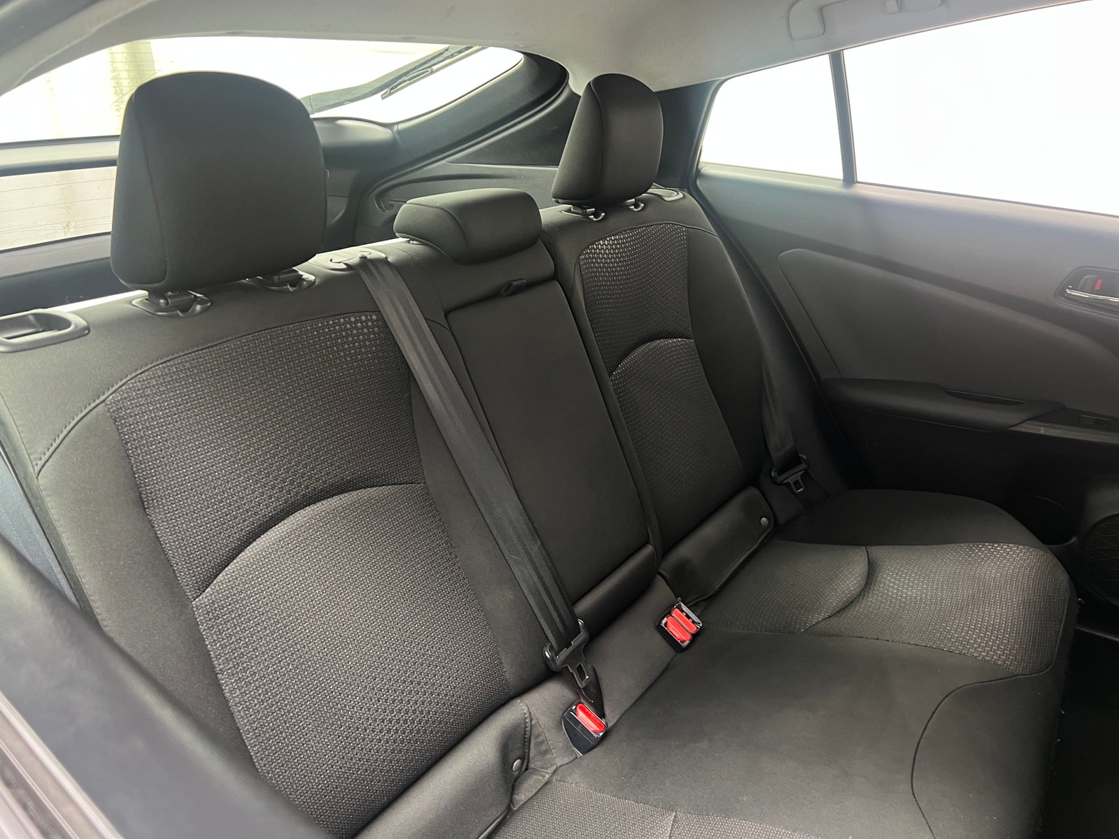 Thumbnail: 2020 Toyota Prius - 6