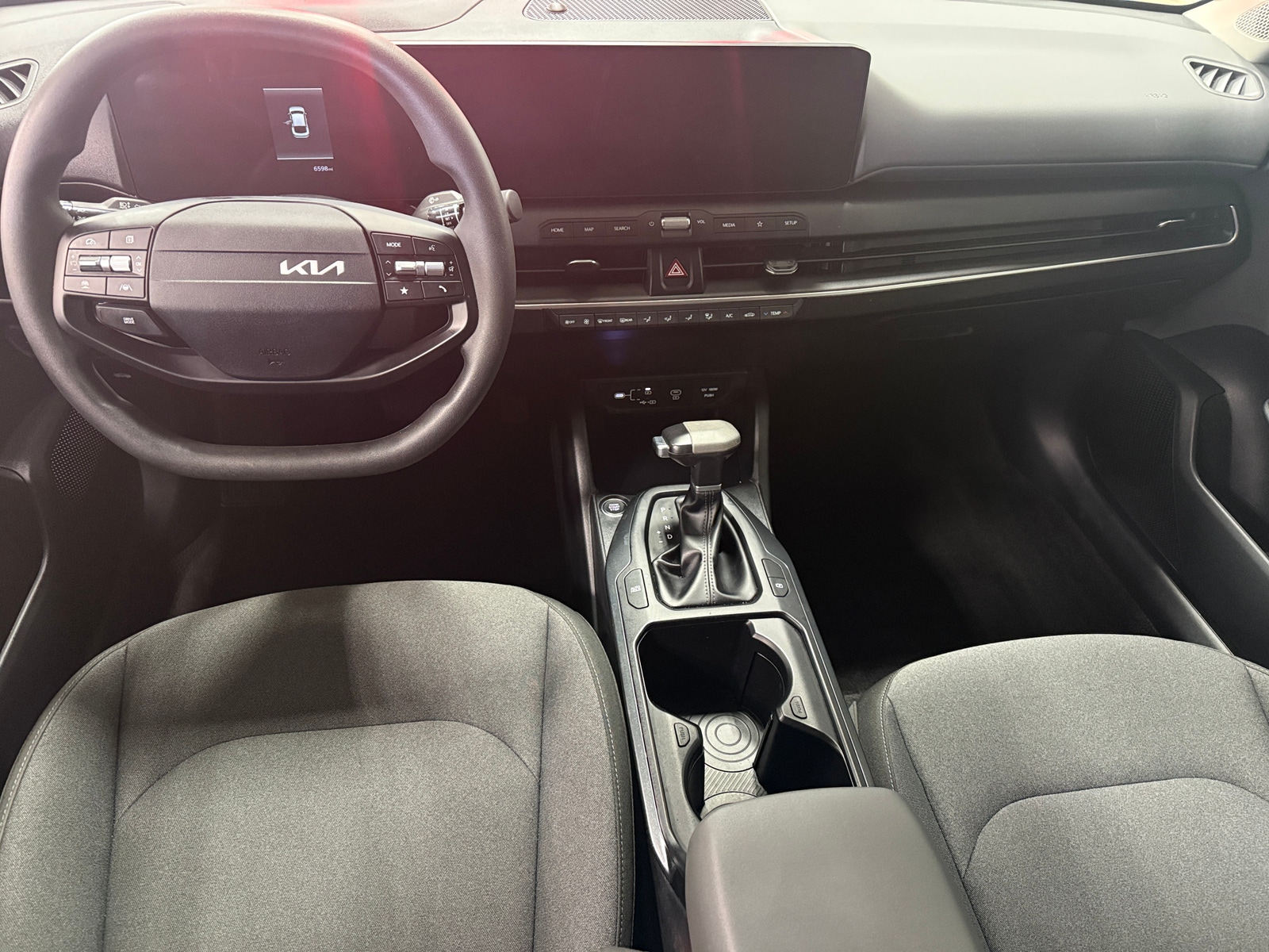 Thumbnail: 2025 Kia K4 - 3