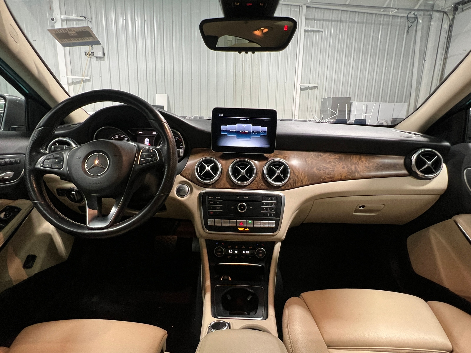 Thumbnail: 2019 Mercedes-Benz GLA - 2