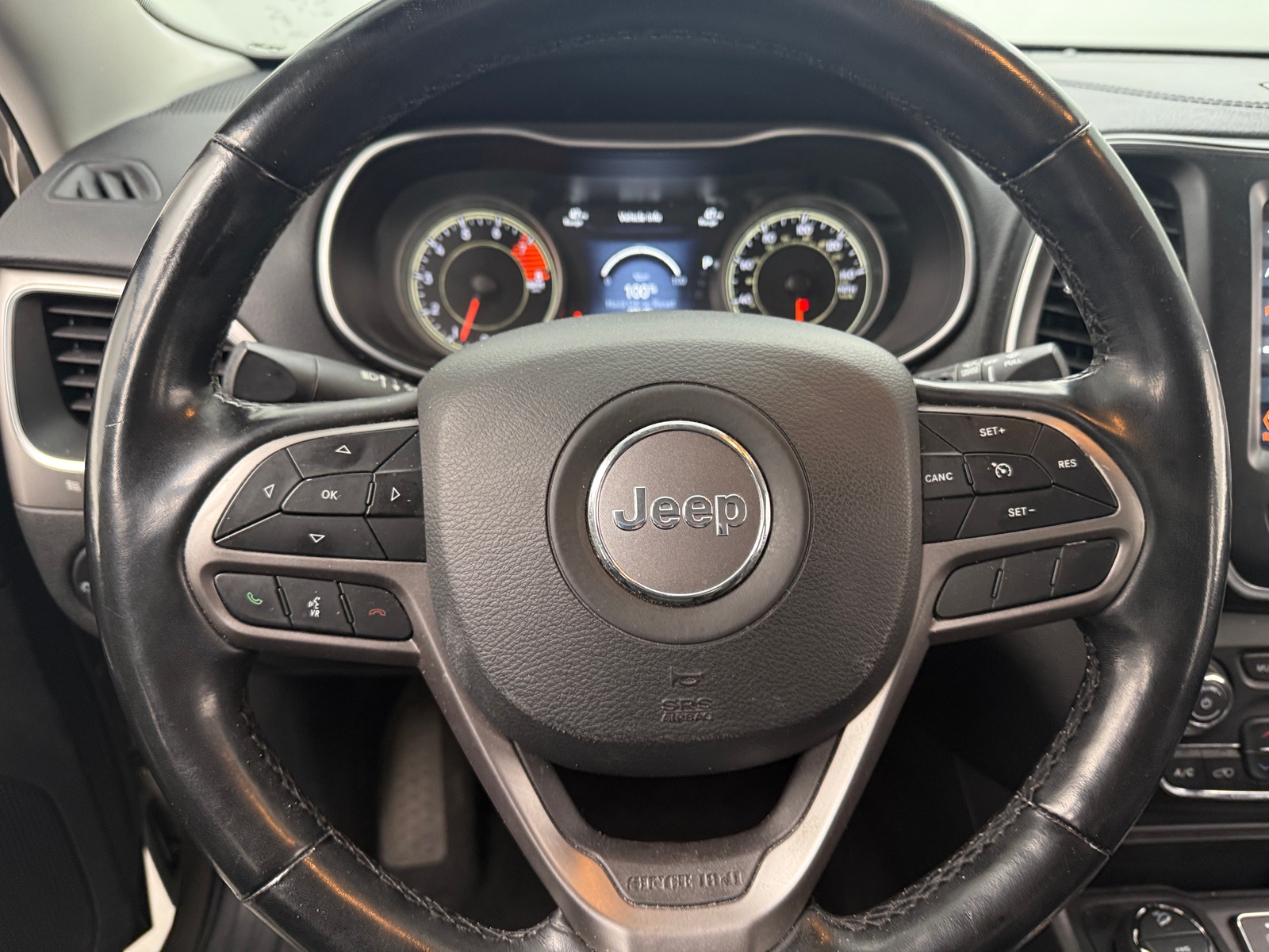 Thumbnail: 2021 Jeep Cherokee - 4